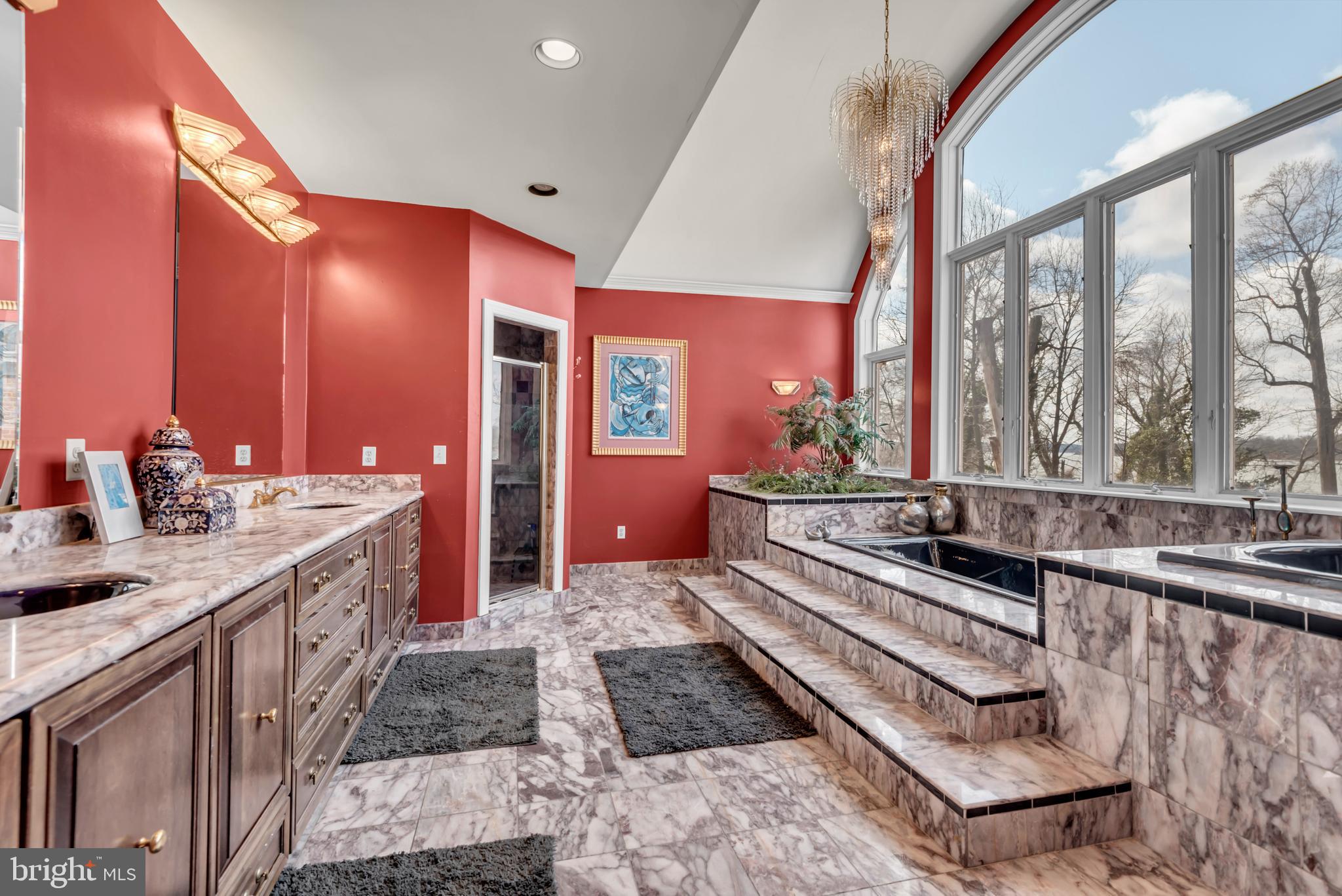 RIVER VIEW - Residential