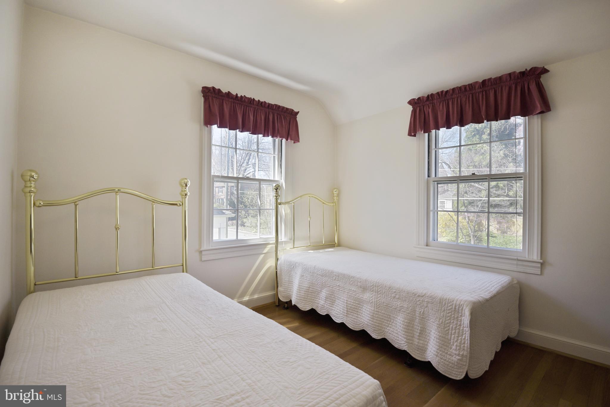 WOODMOOR - Residential