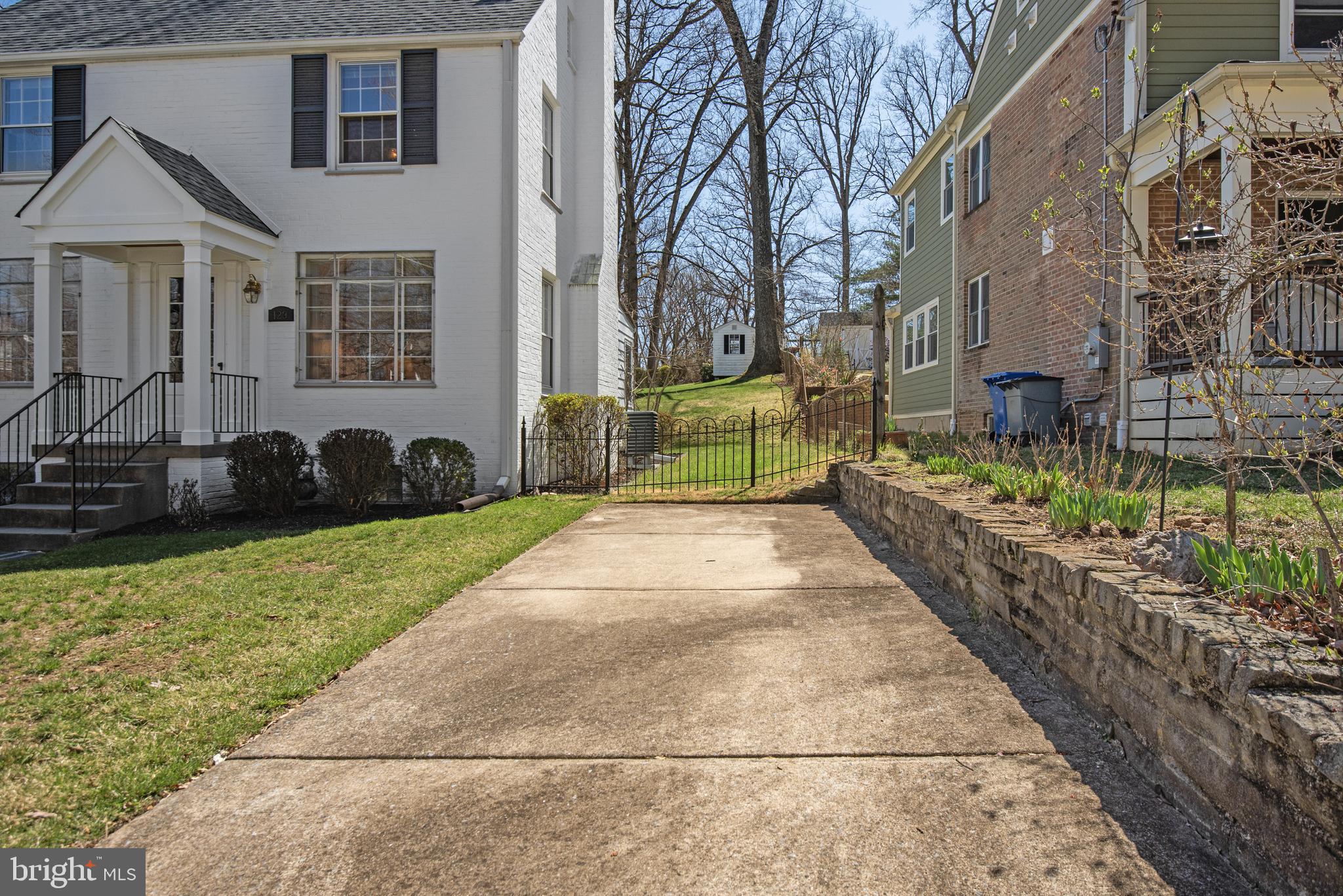 WOODMOOR - Residential