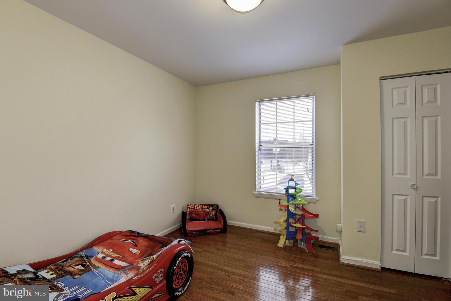 DALE CITY - Residential