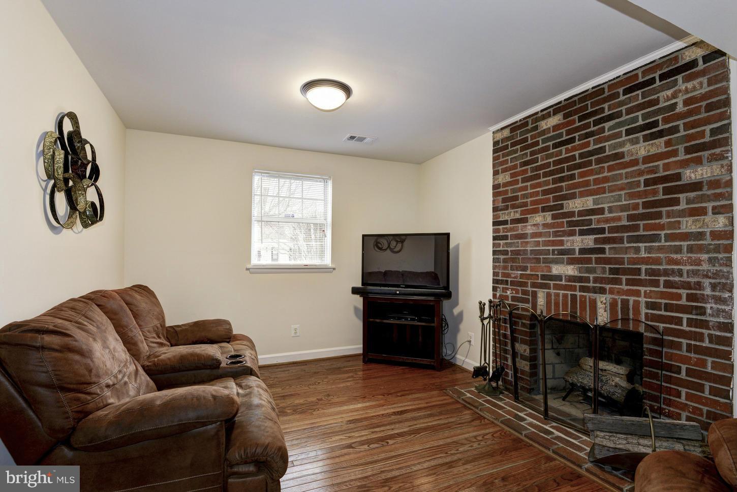 DALE CITY - Residential