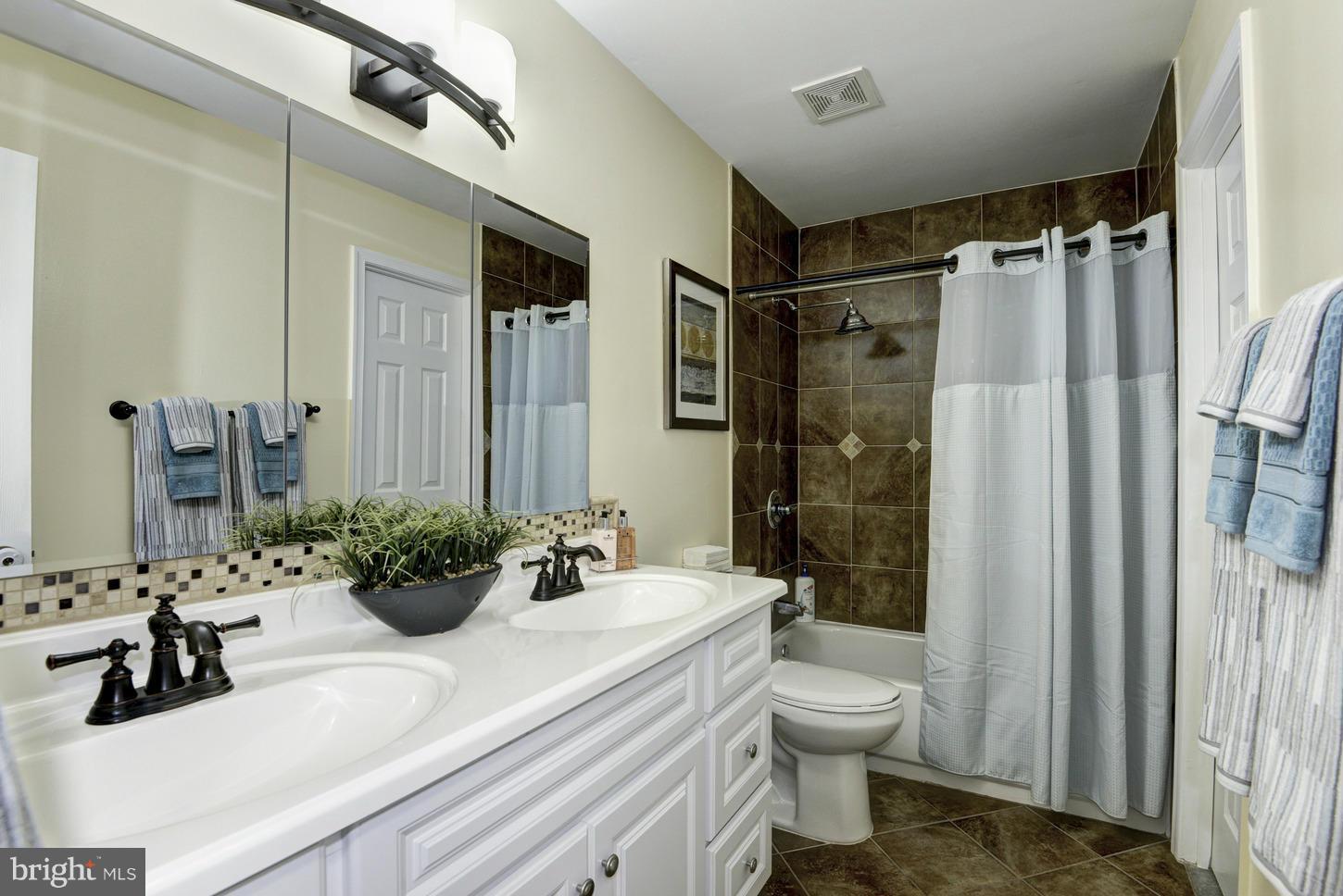 DALE CITY - Residential