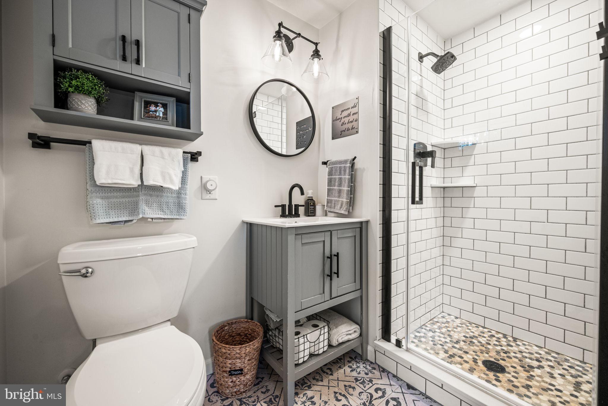 CHURCHVILLE MANOR - Residential