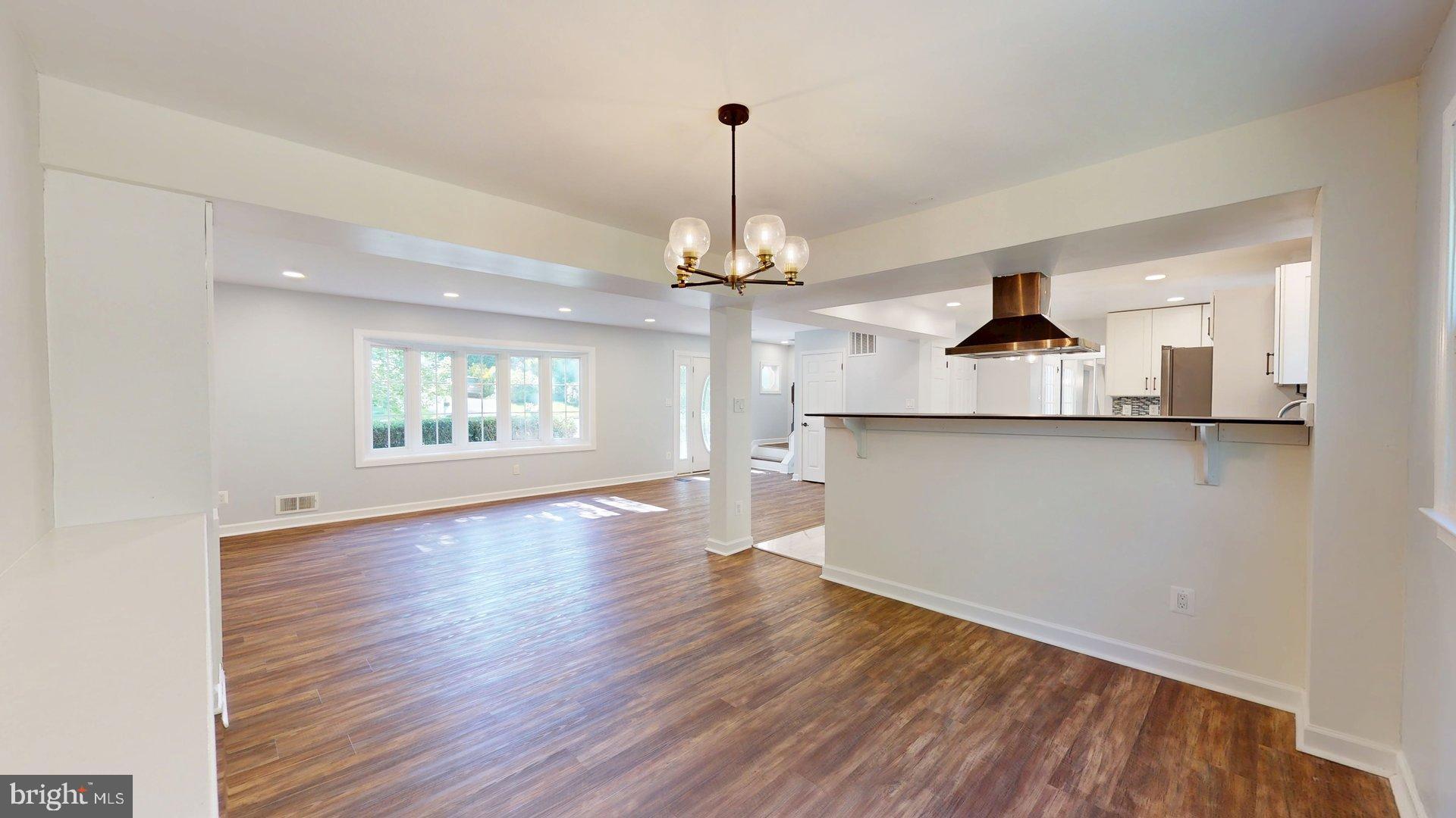 ROLLING VALLEY - Residential Lease