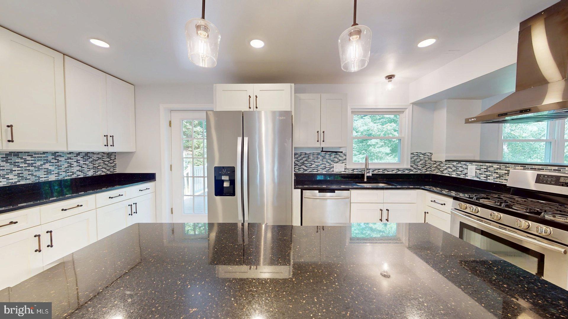 ROLLING VALLEY - Residential Lease