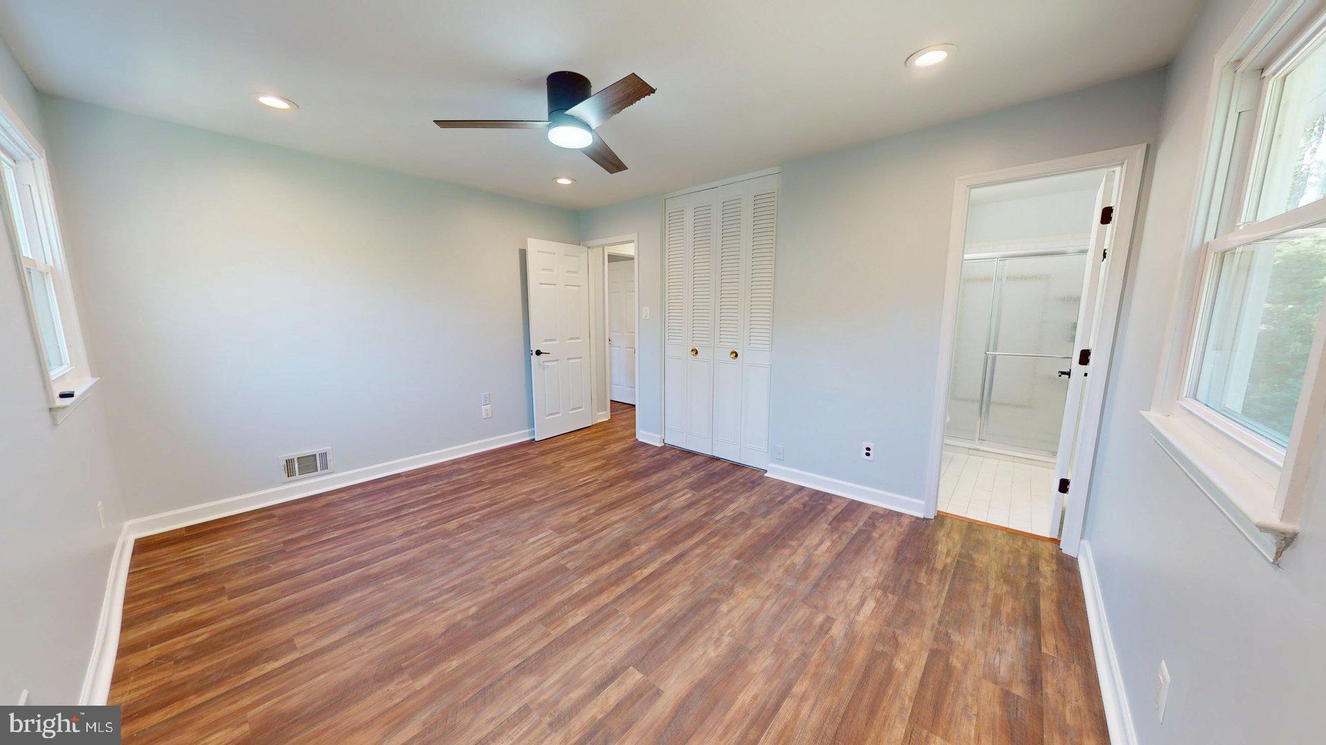 ROLLING VALLEY - Residential Lease