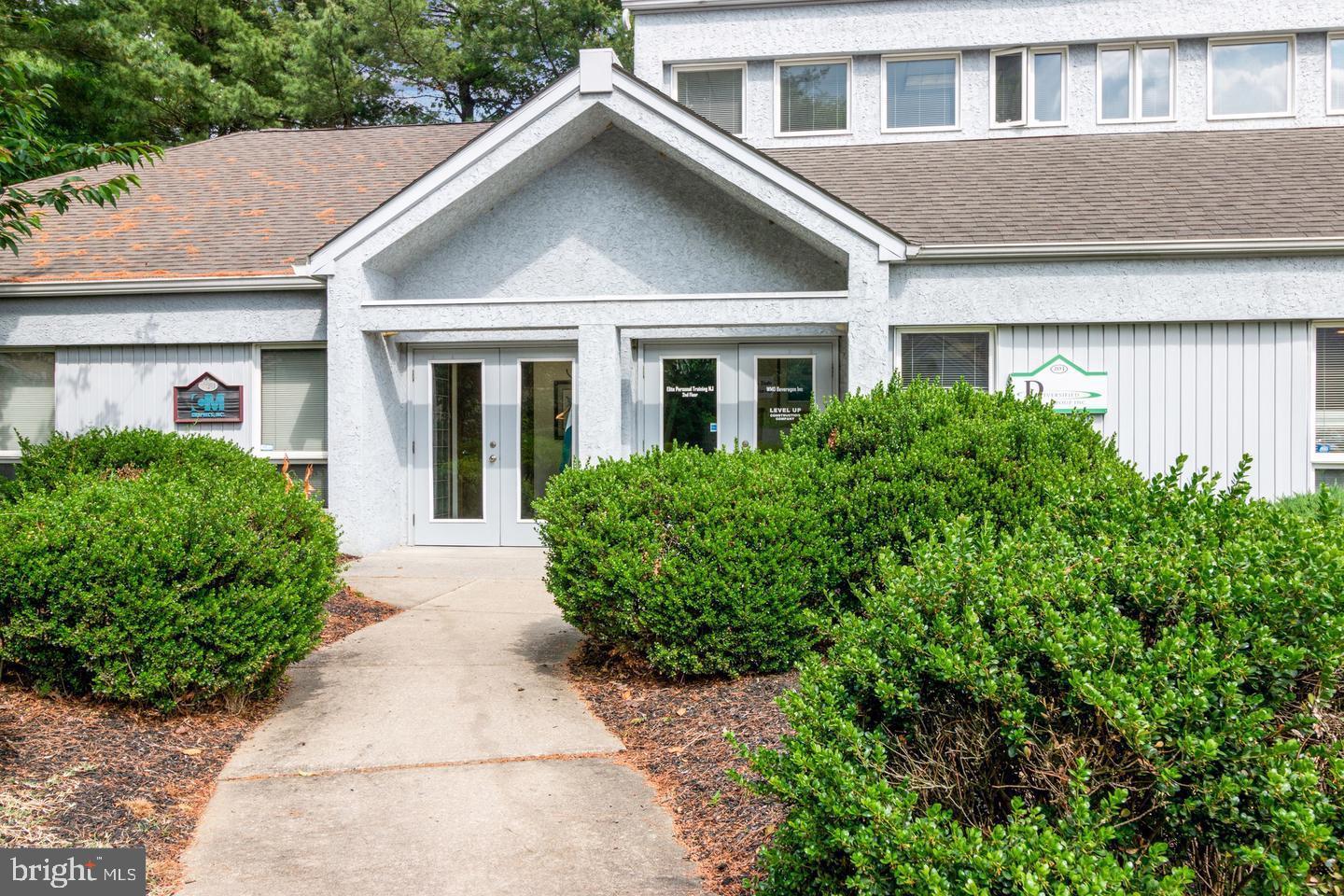 112 HADDONTOWNE COURT 203