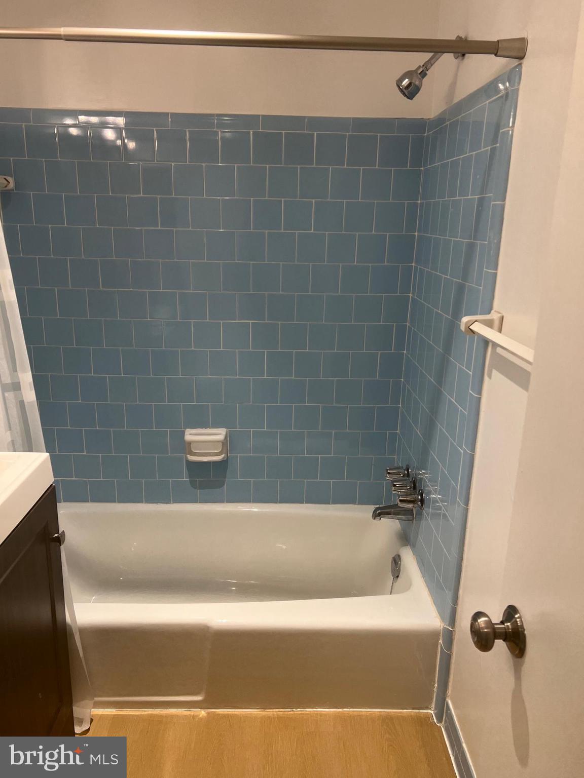 LYNDHURST - Residential Lease