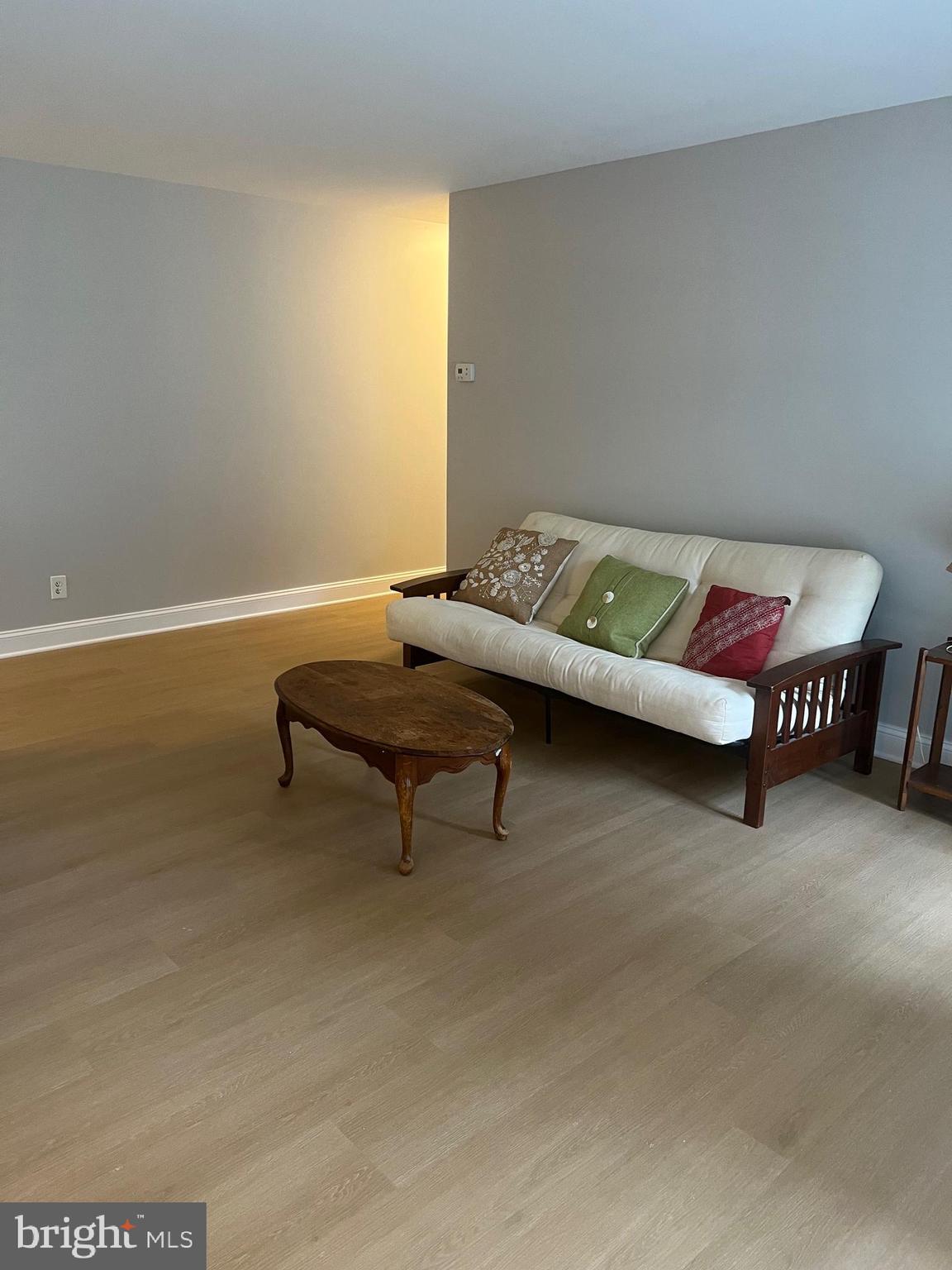 LYNDHURST - Residential Lease