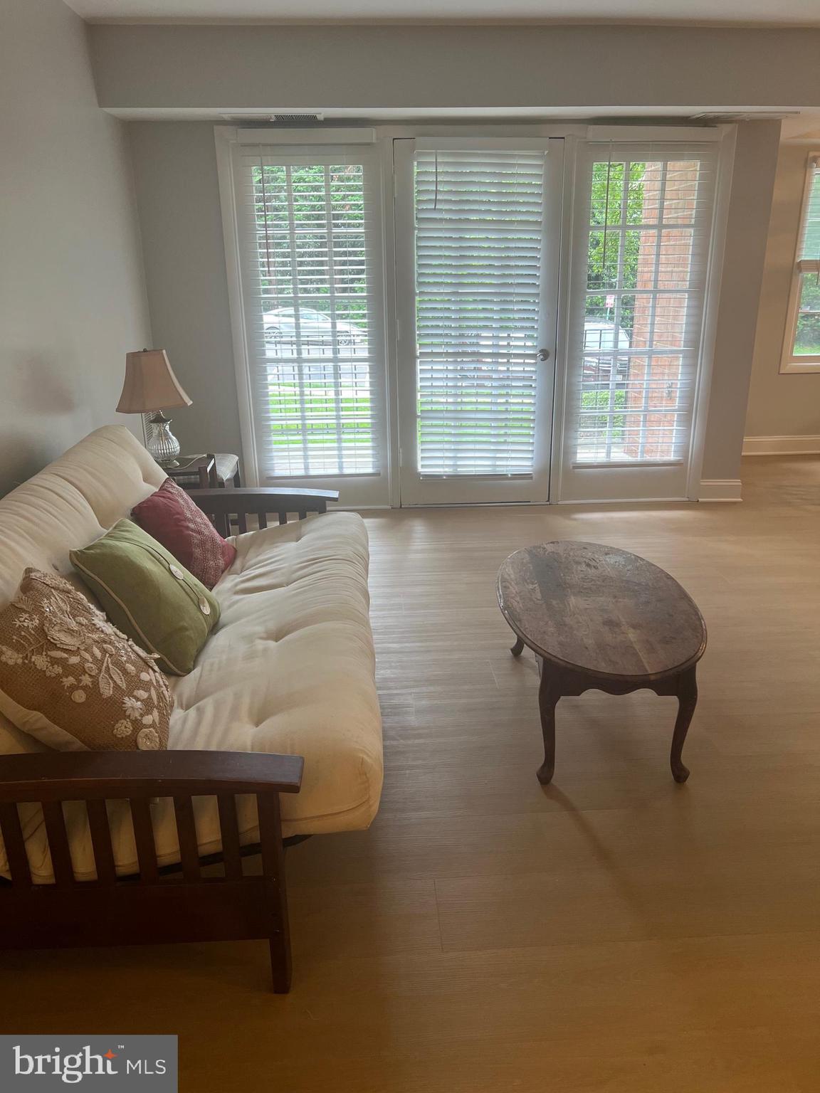 LYNDHURST - Residential Lease