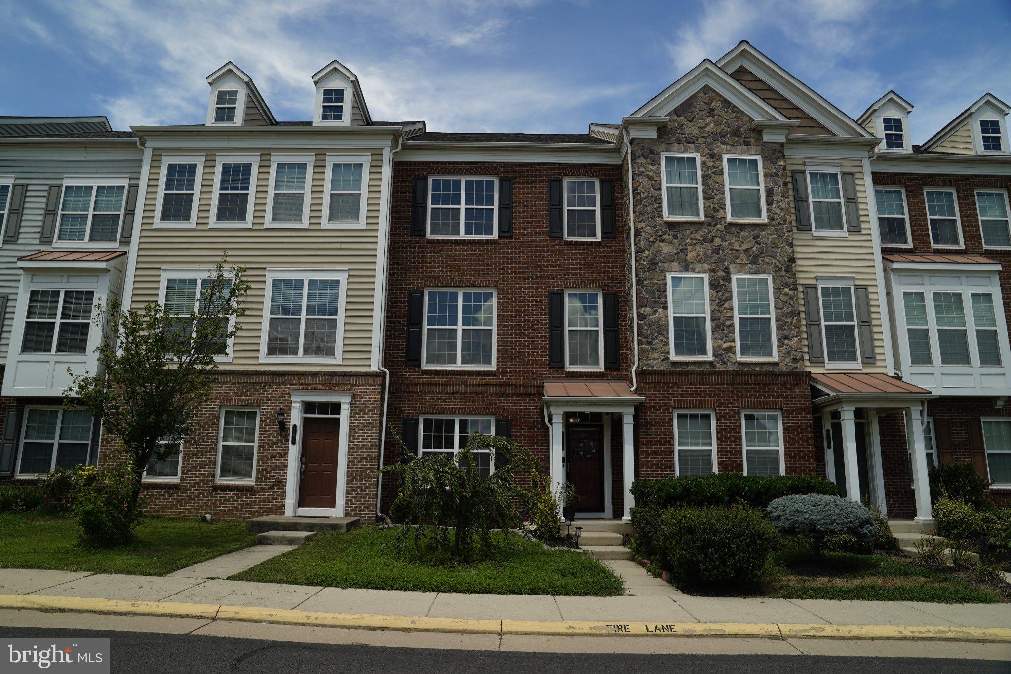 EAST GATE - Residential