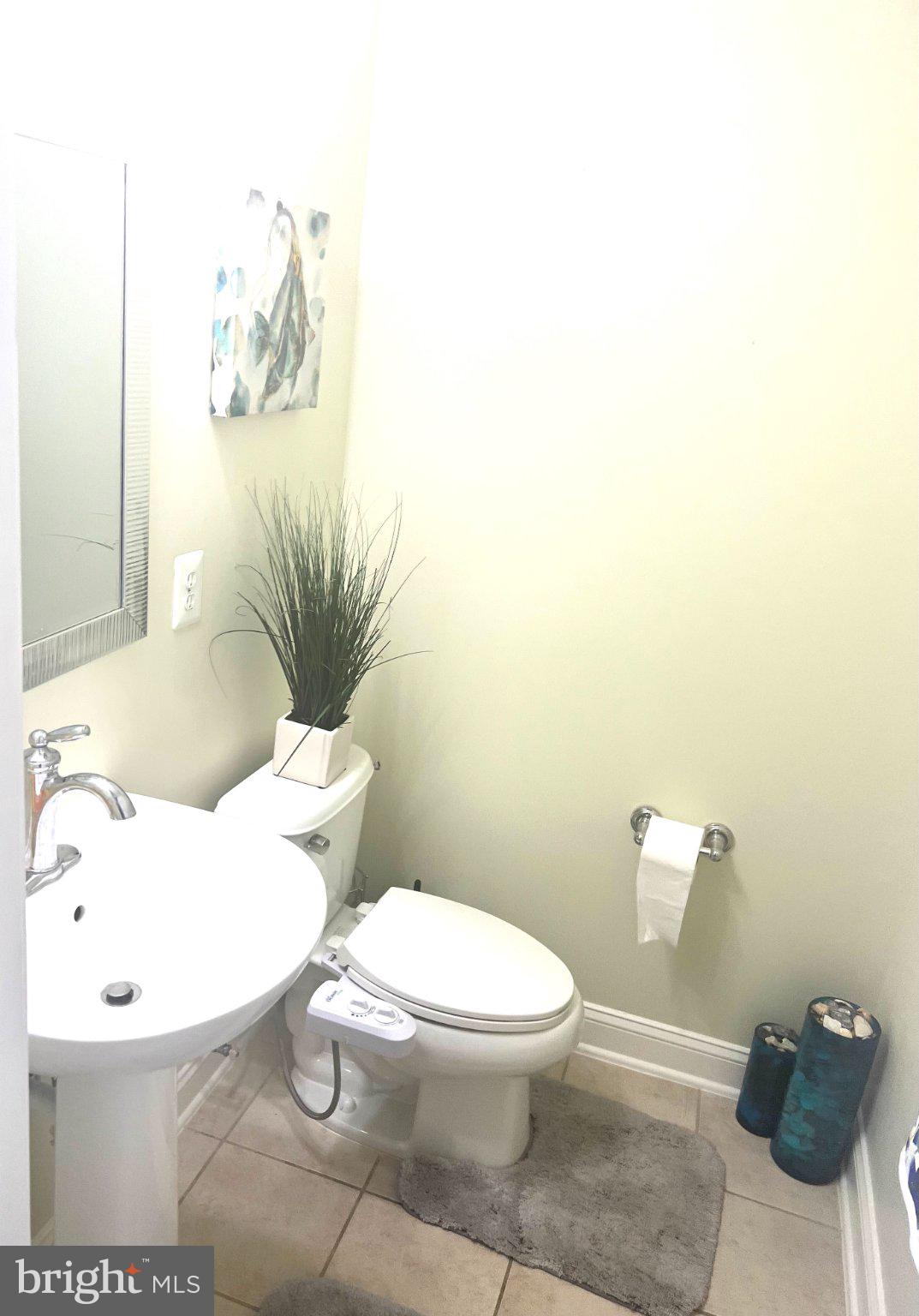 EAST GATE - Residential