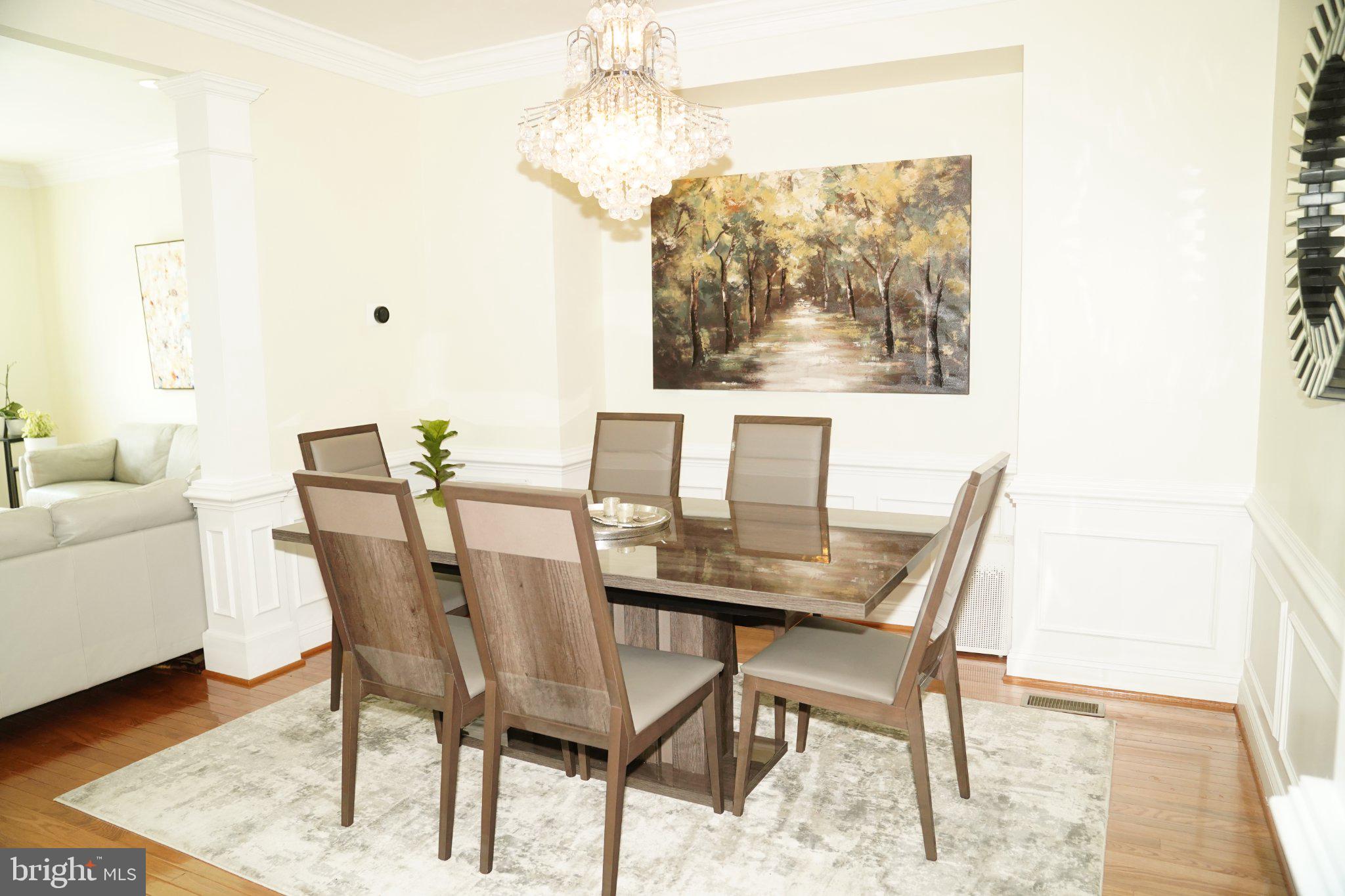 EAST GATE - Residential