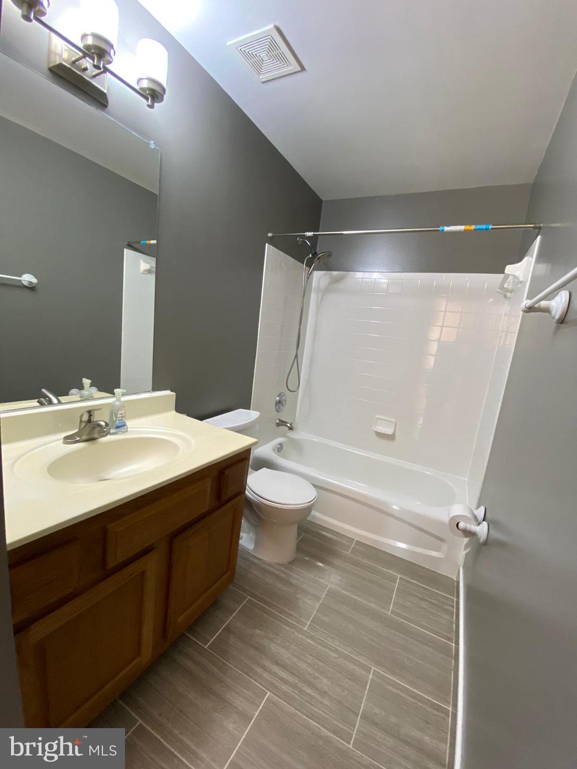 DALE CITY - Residential