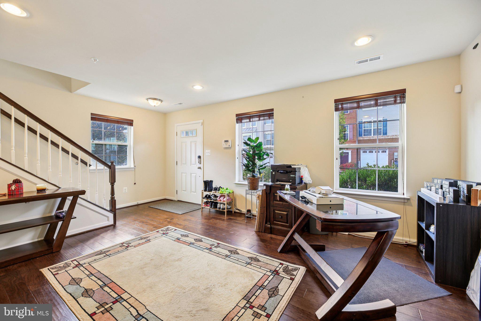 DORCHESTER VIEW - Residential