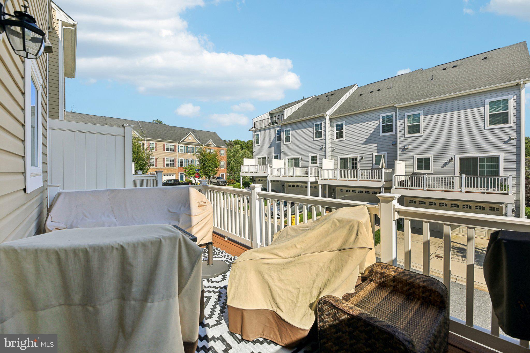 DORCHESTER VIEW - Residential