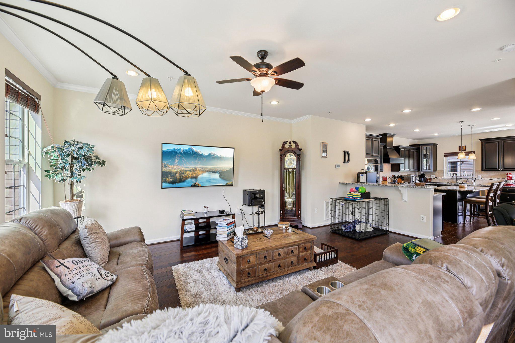 DORCHESTER VIEW - Residential