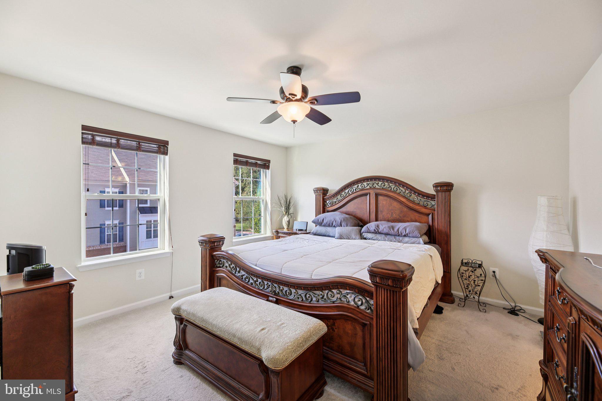 DORCHESTER VIEW - Residential