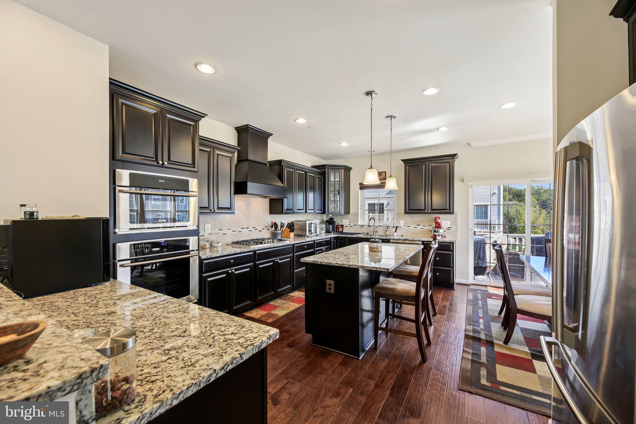 DORCHESTER VIEW - Residential