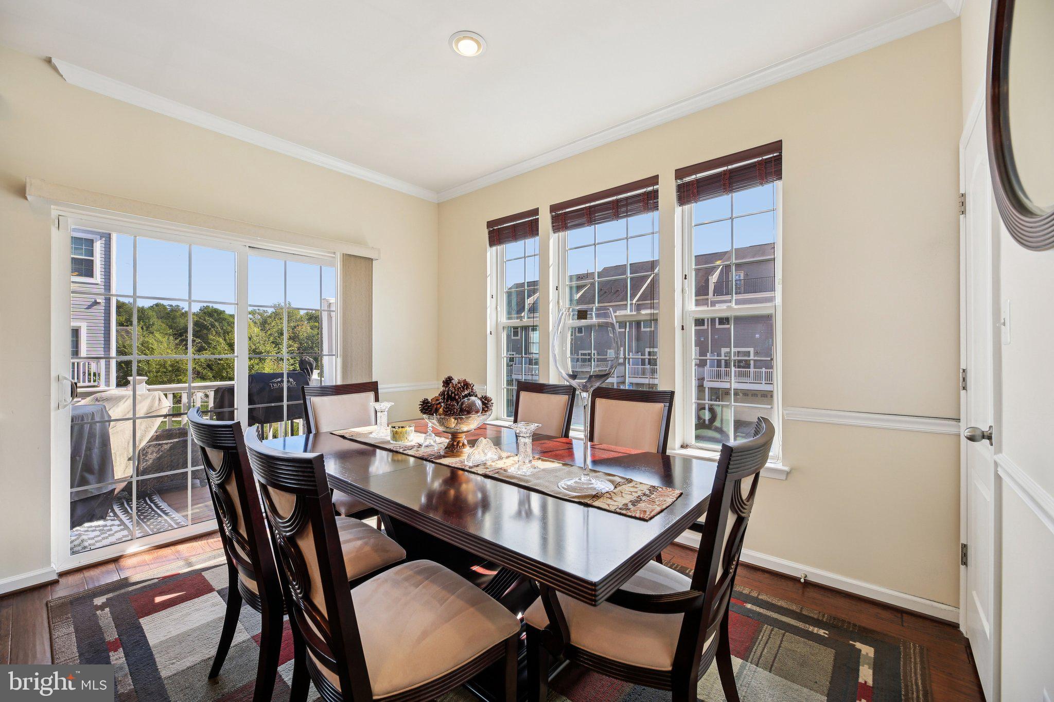 DORCHESTER VIEW - Residential