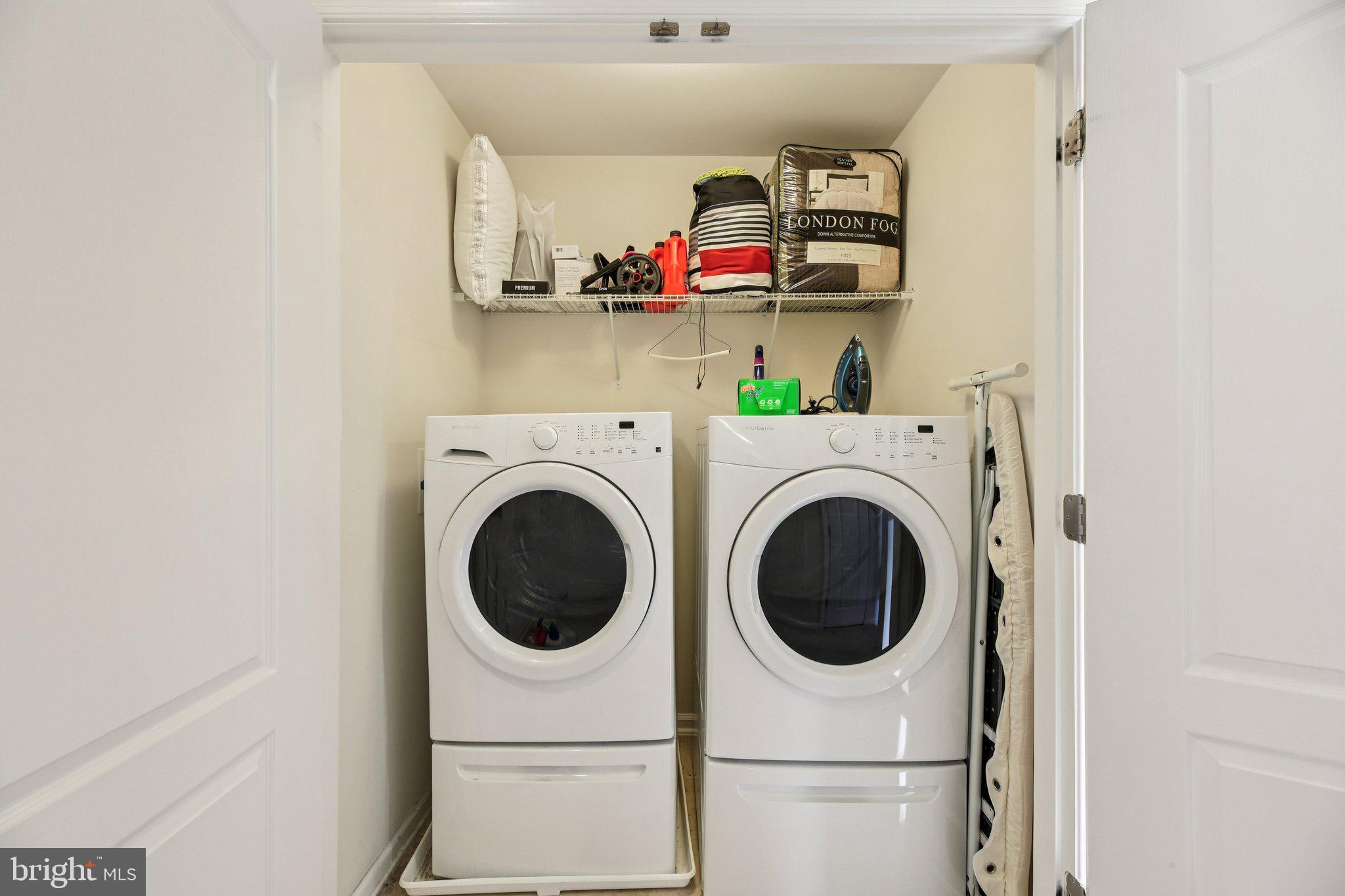 DORCHESTER VIEW - Residential