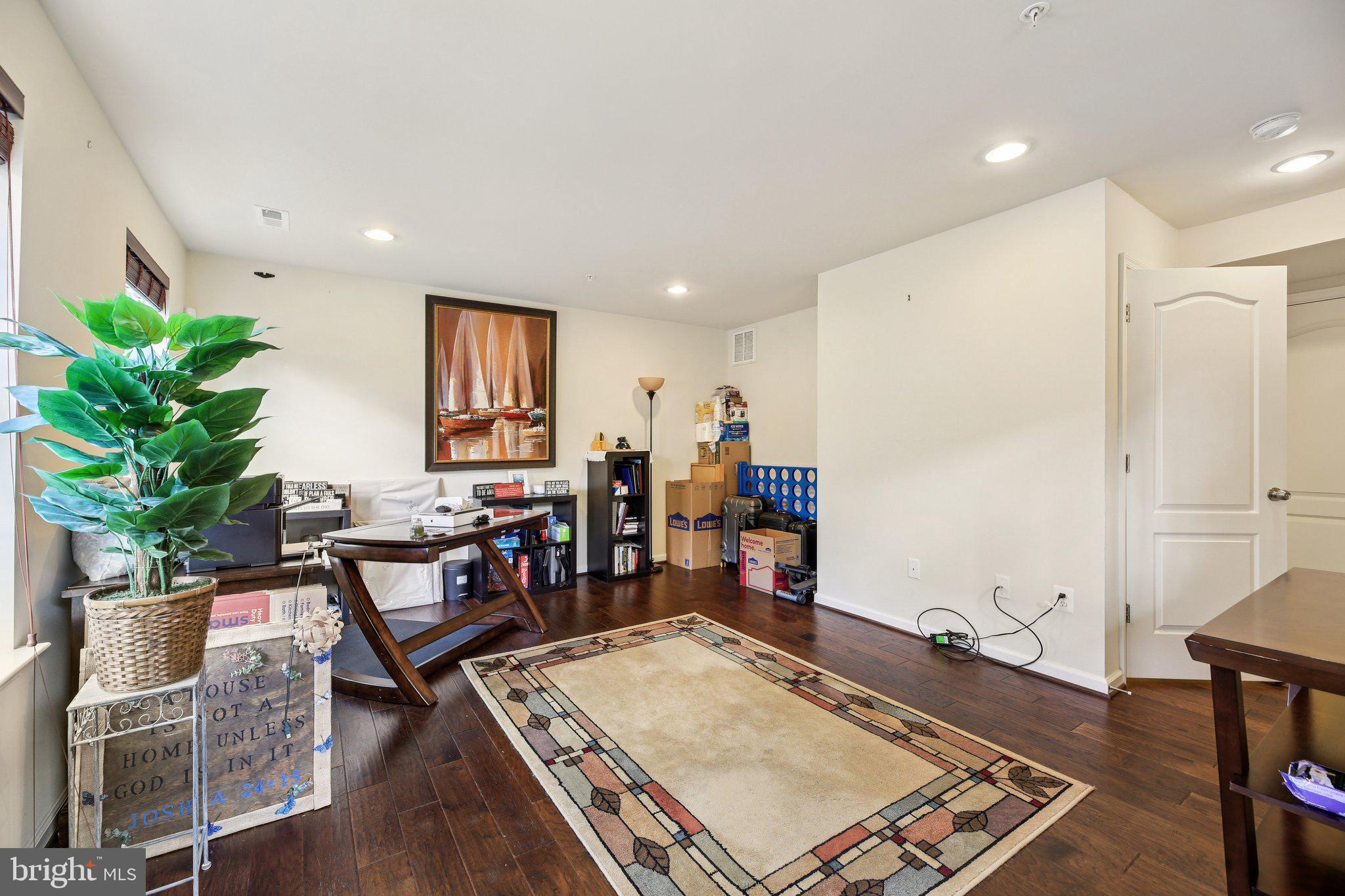 DORCHESTER VIEW - Residential