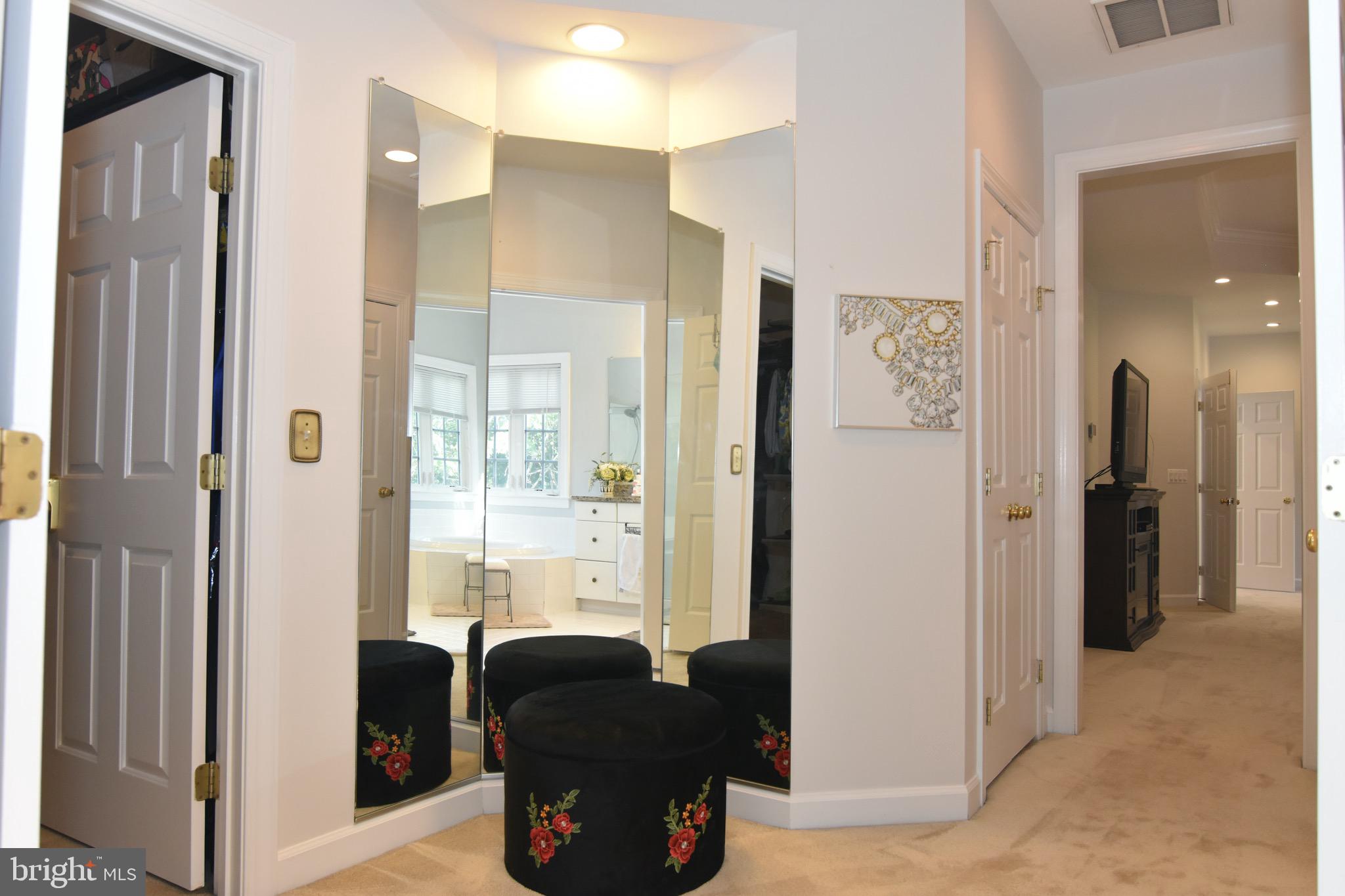 HERITAGE FARMS - Residential