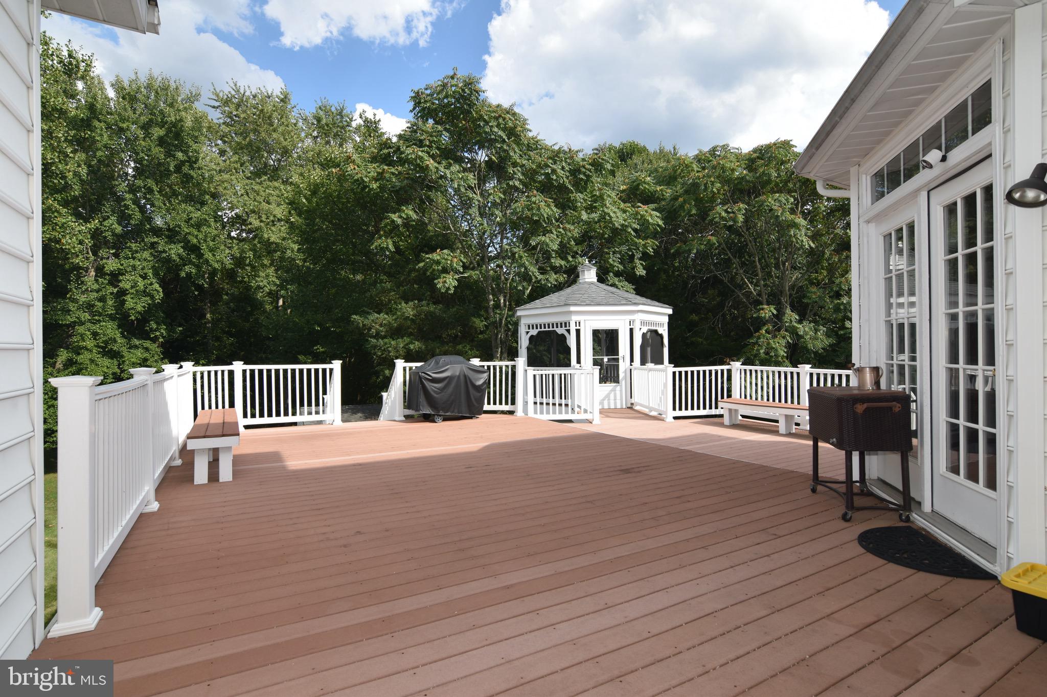 HERITAGE FARMS - Residential