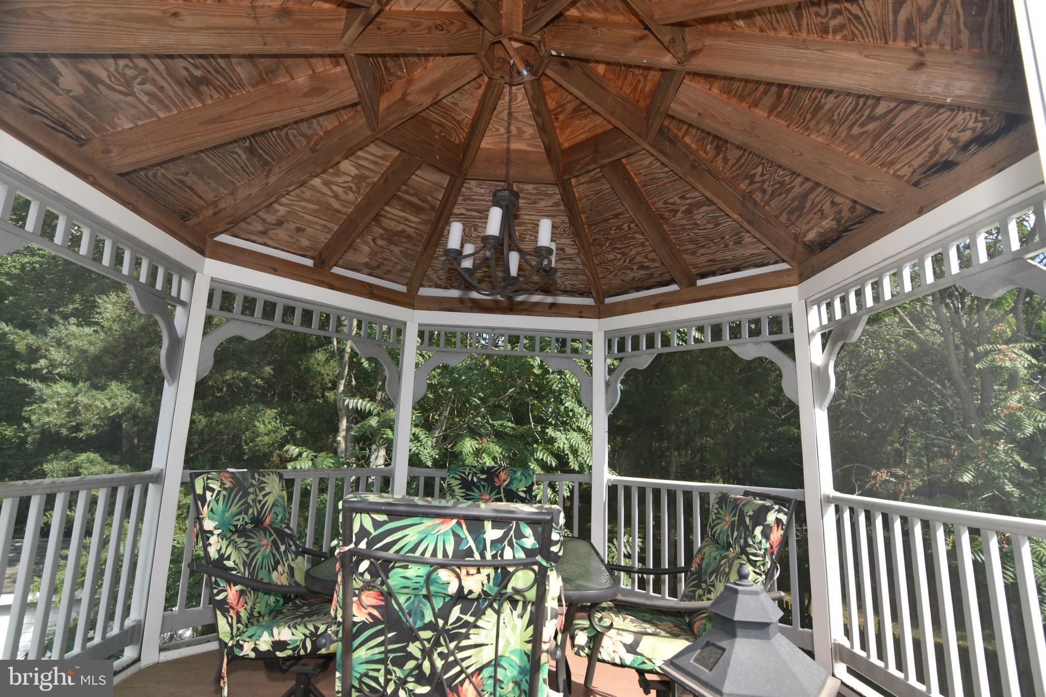 HERITAGE FARMS - Residential