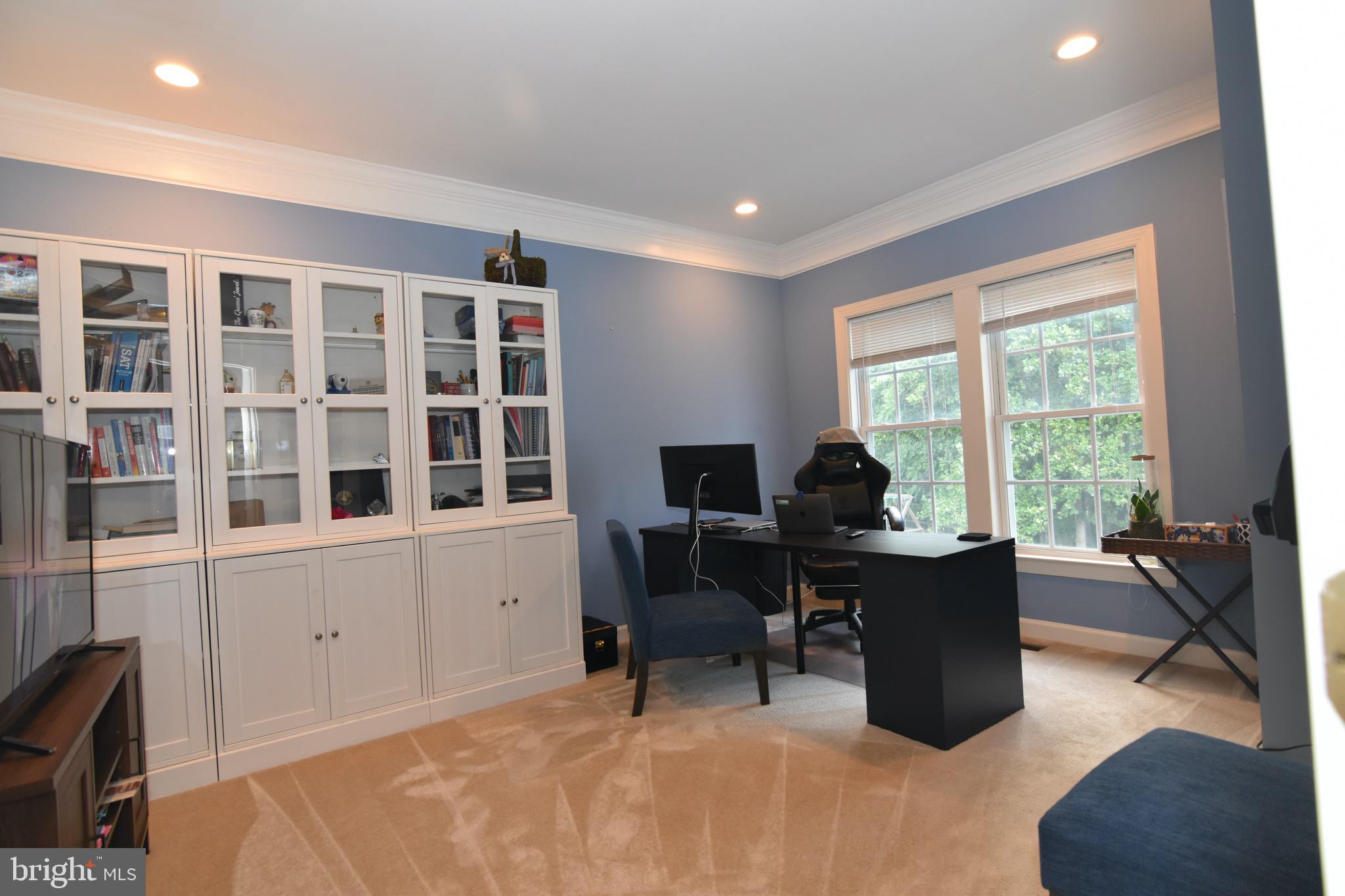 HERITAGE FARMS - Residential