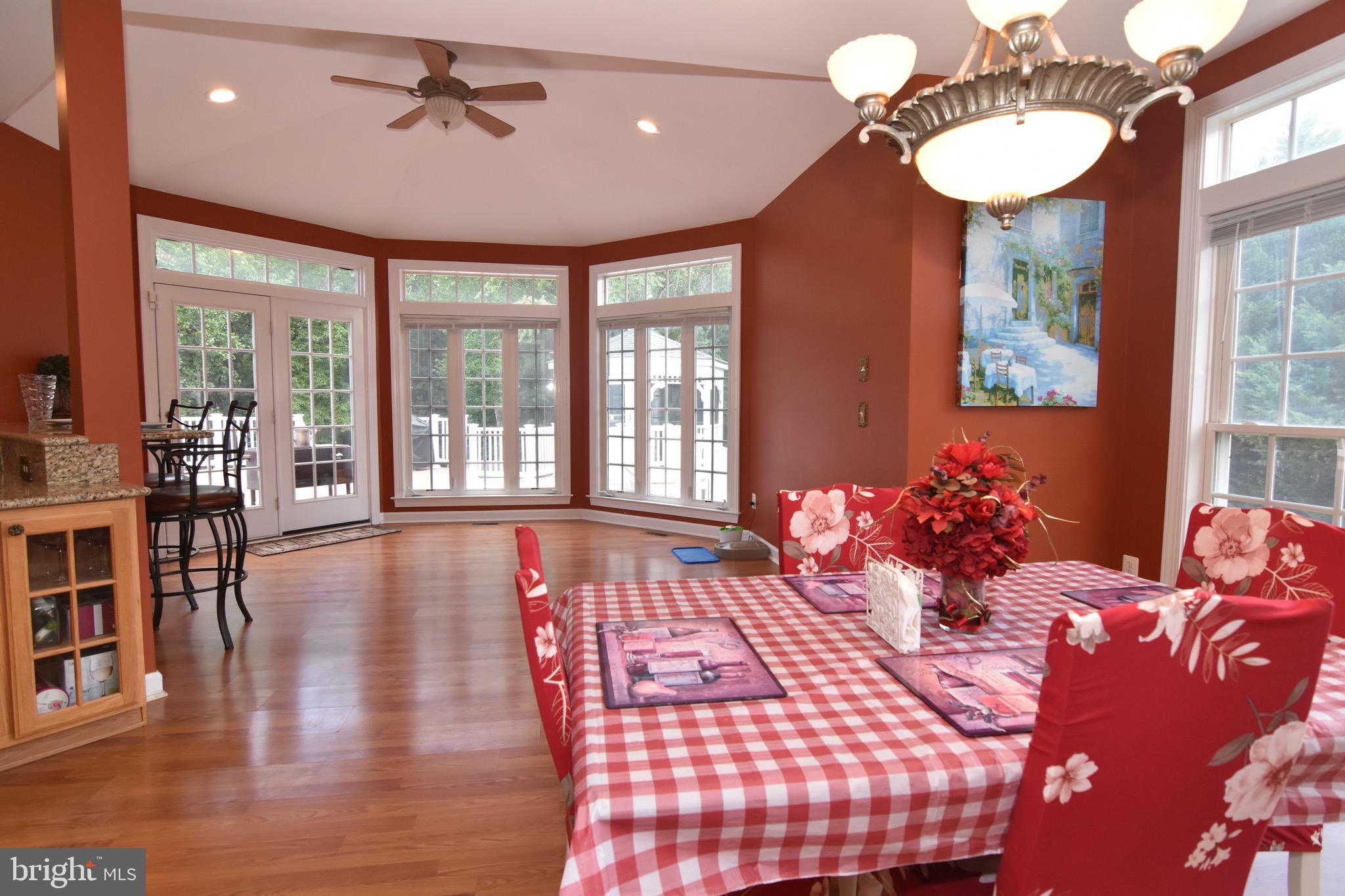 HERITAGE FARMS - Residential