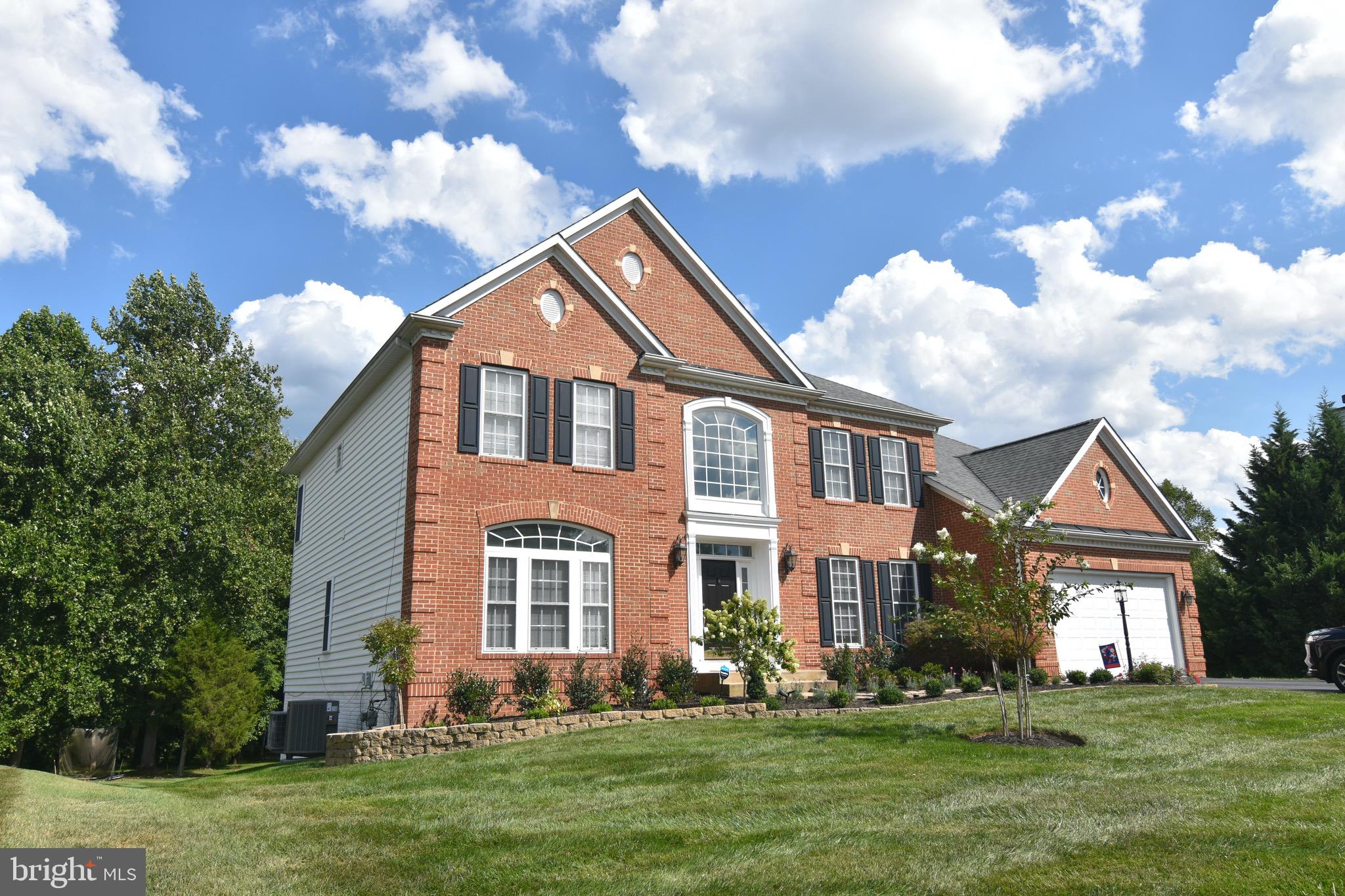 HERITAGE FARMS - Residential