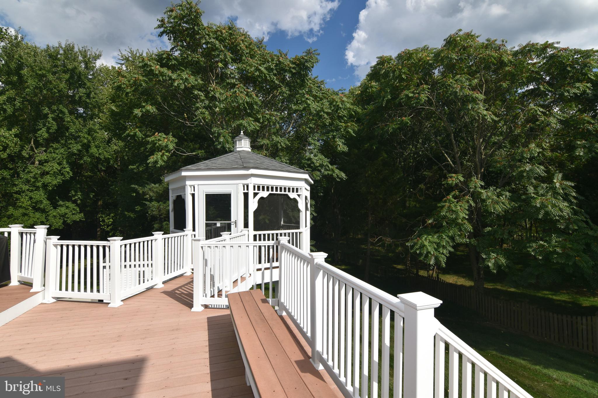 HERITAGE FARMS - Residential