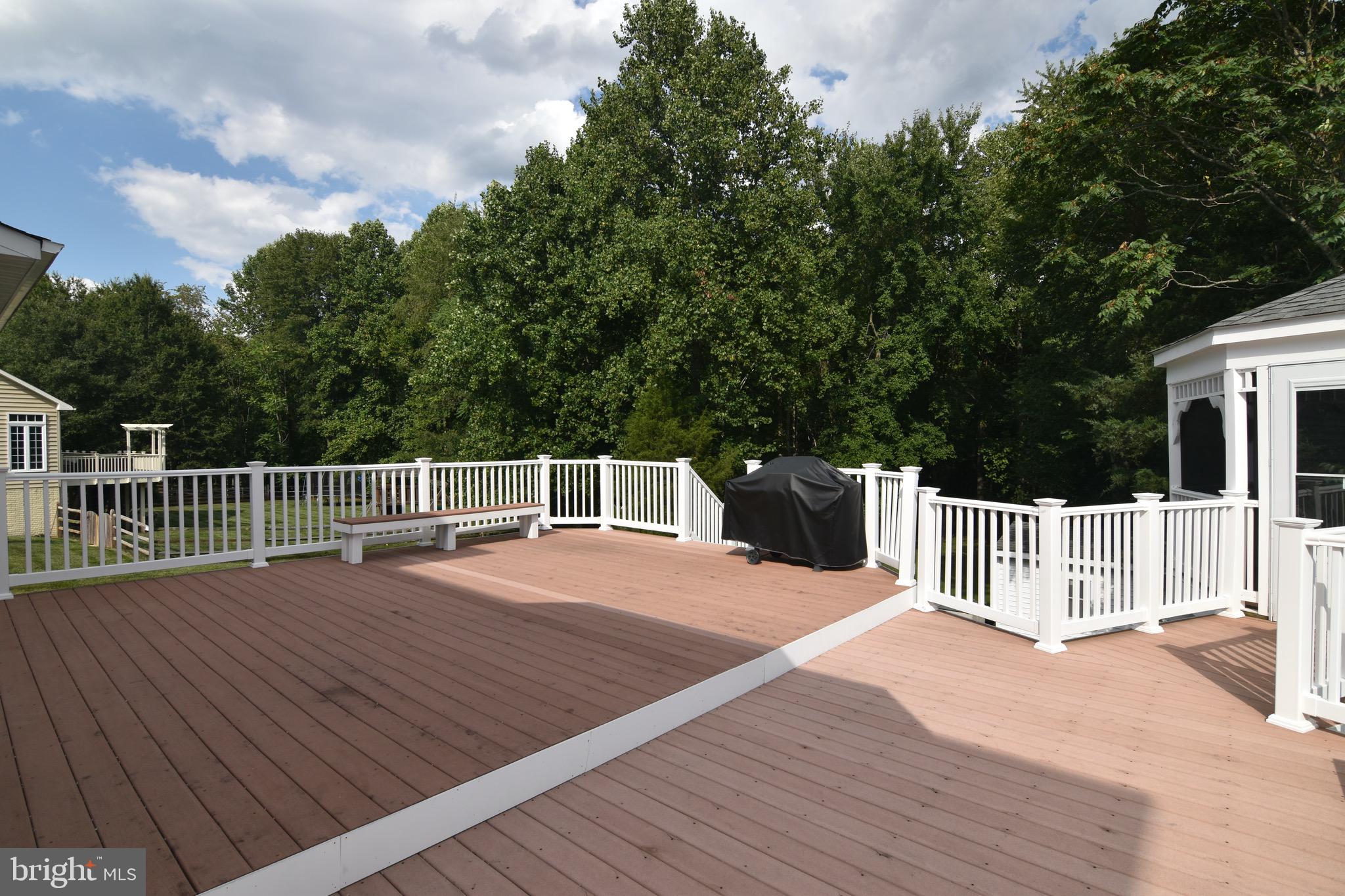 HERITAGE FARMS - Residential