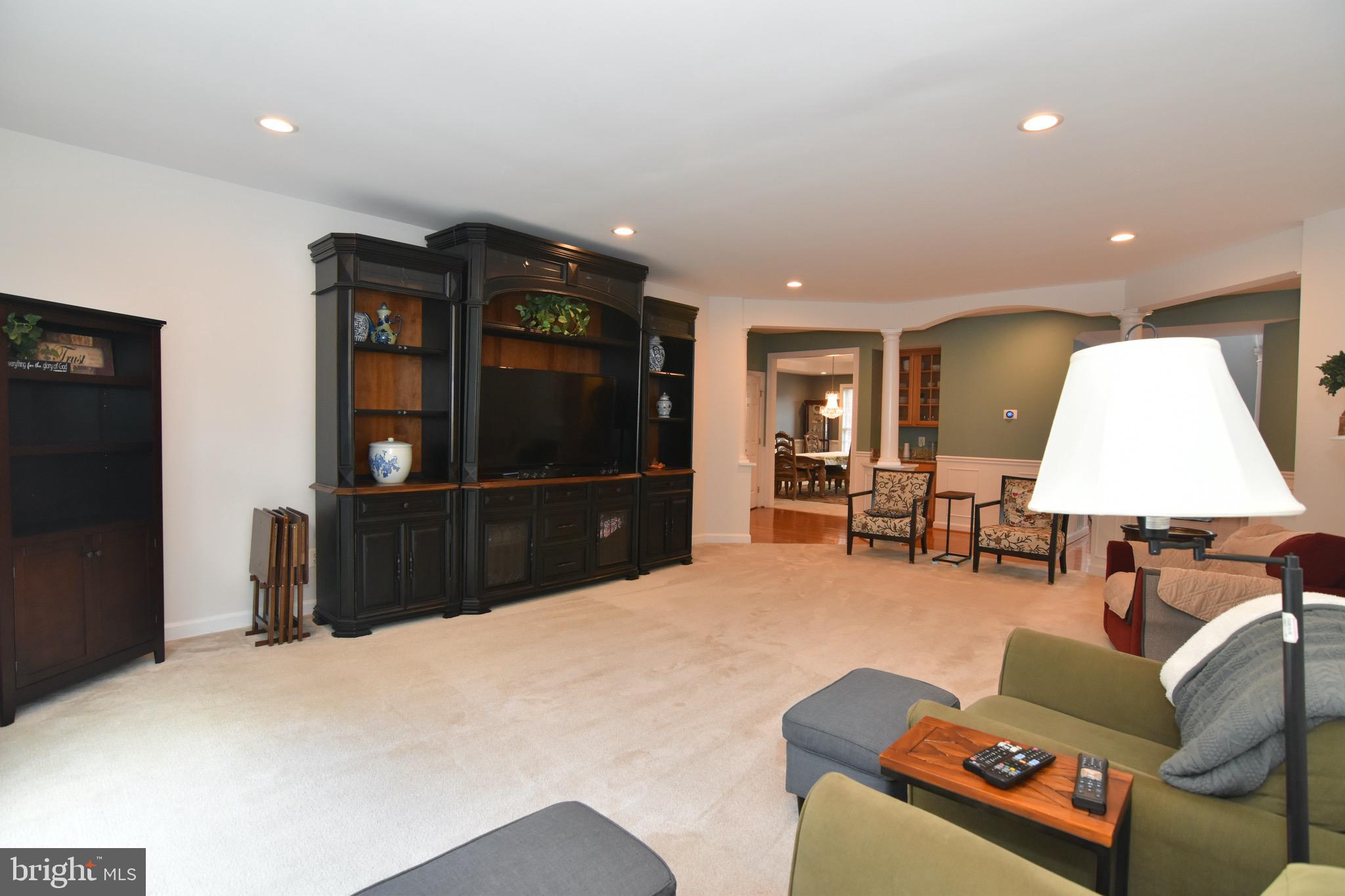 HERITAGE FARMS - Residential