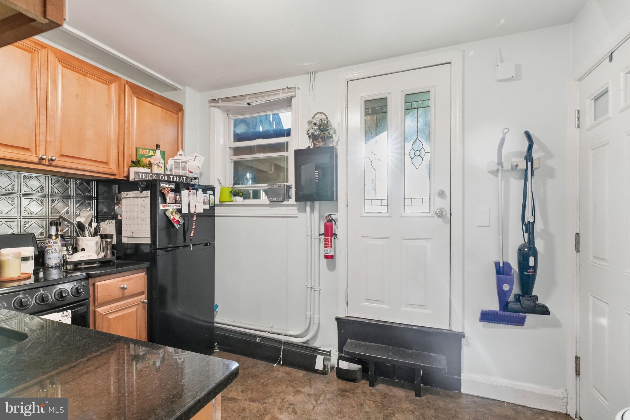 FEDERAL HILL HISTORIC DISTRICT - Residential Lease