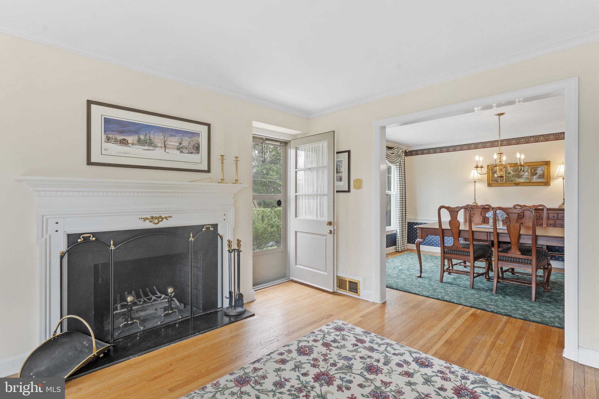 SOUTH WAYNE - Residential