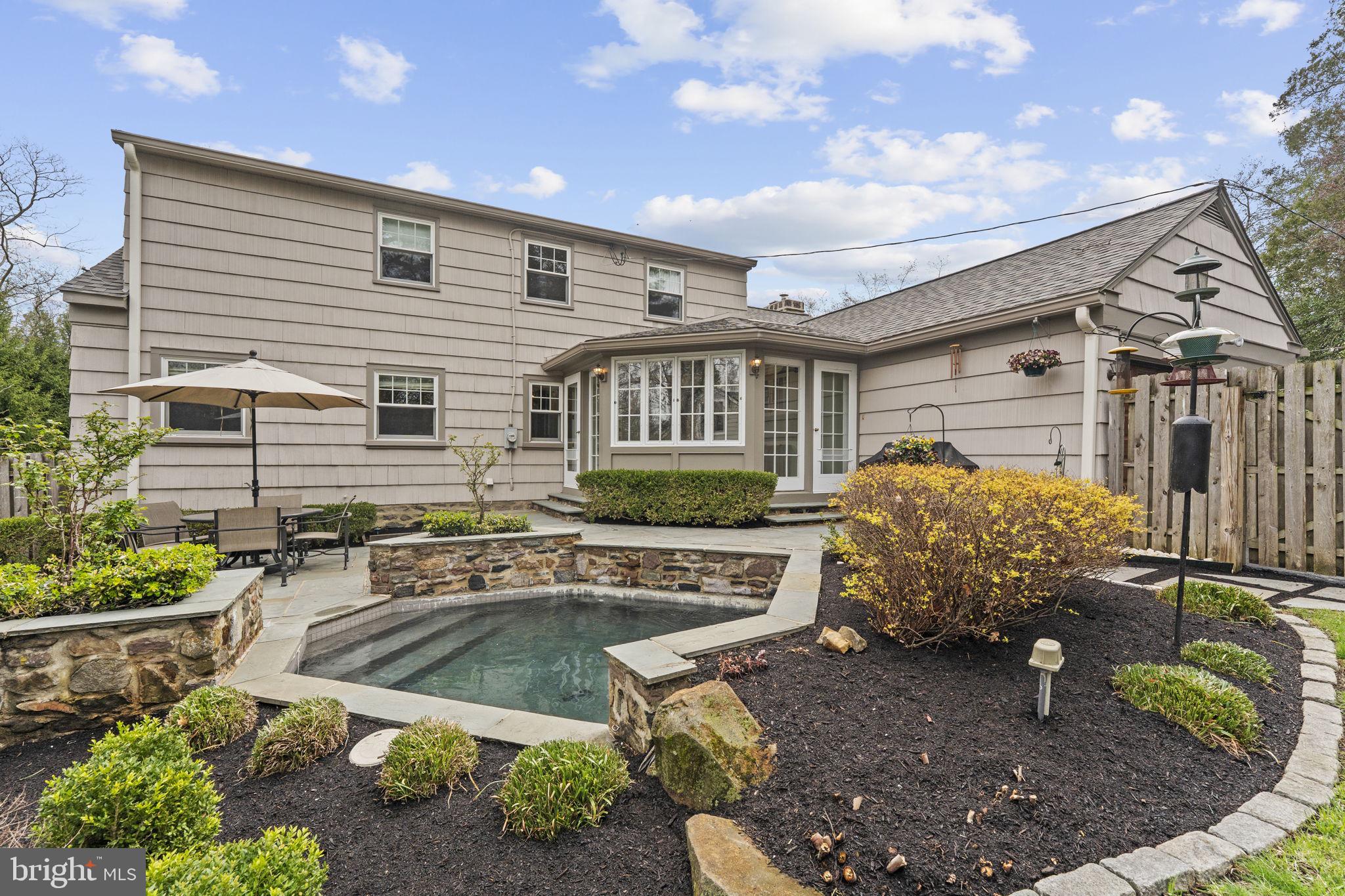 SOUTH WAYNE - Residential