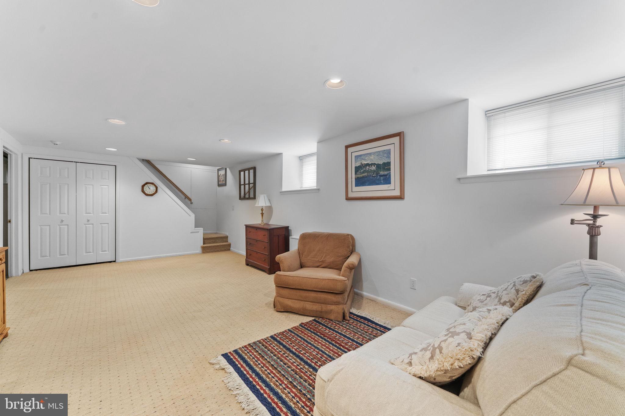 SOUTH WAYNE - Residential