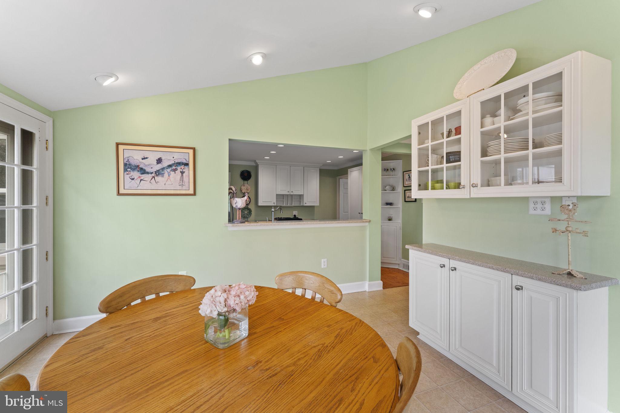 SOUTH WAYNE - Residential