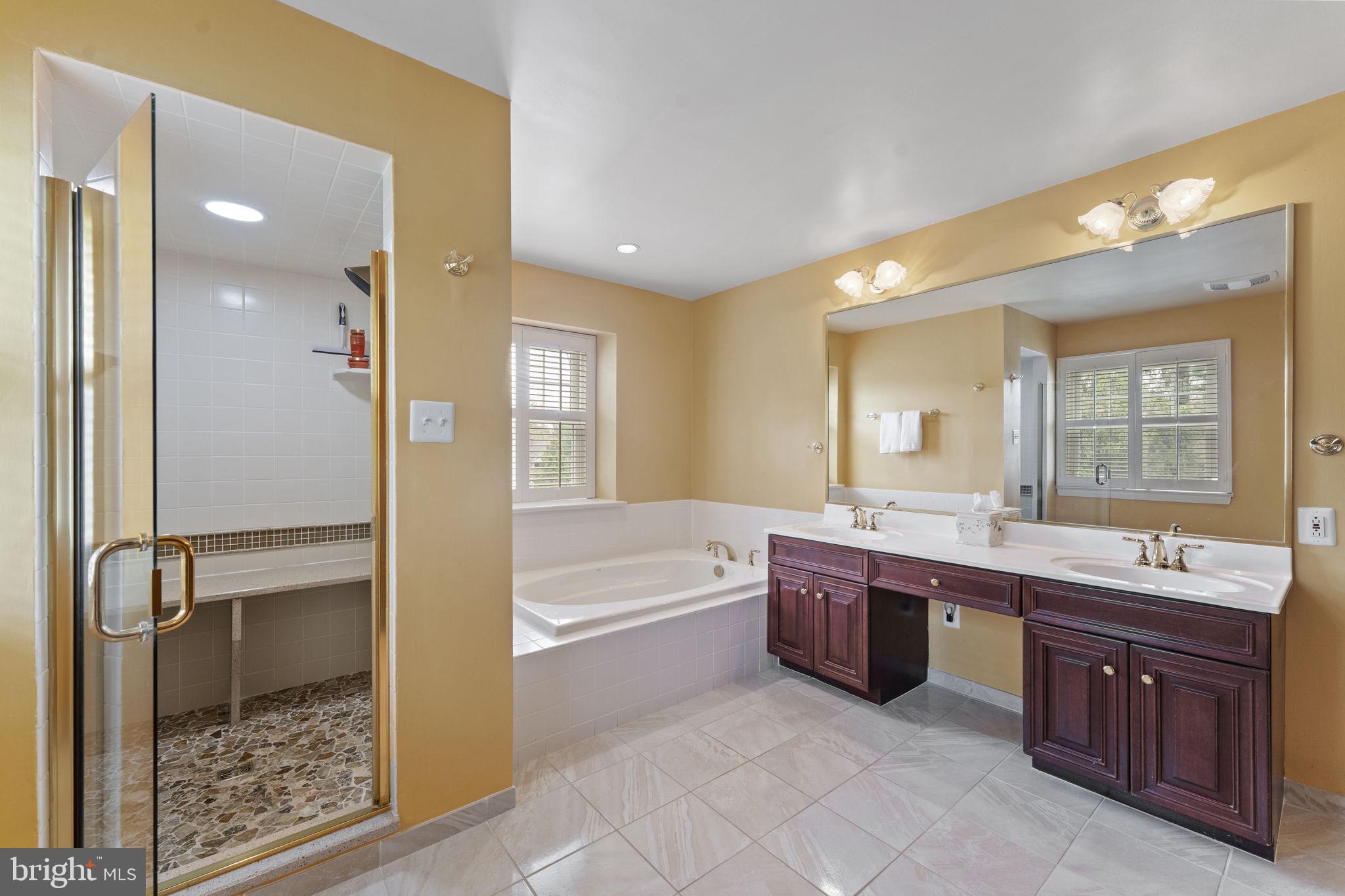 SOUTH WAYNE - Residential