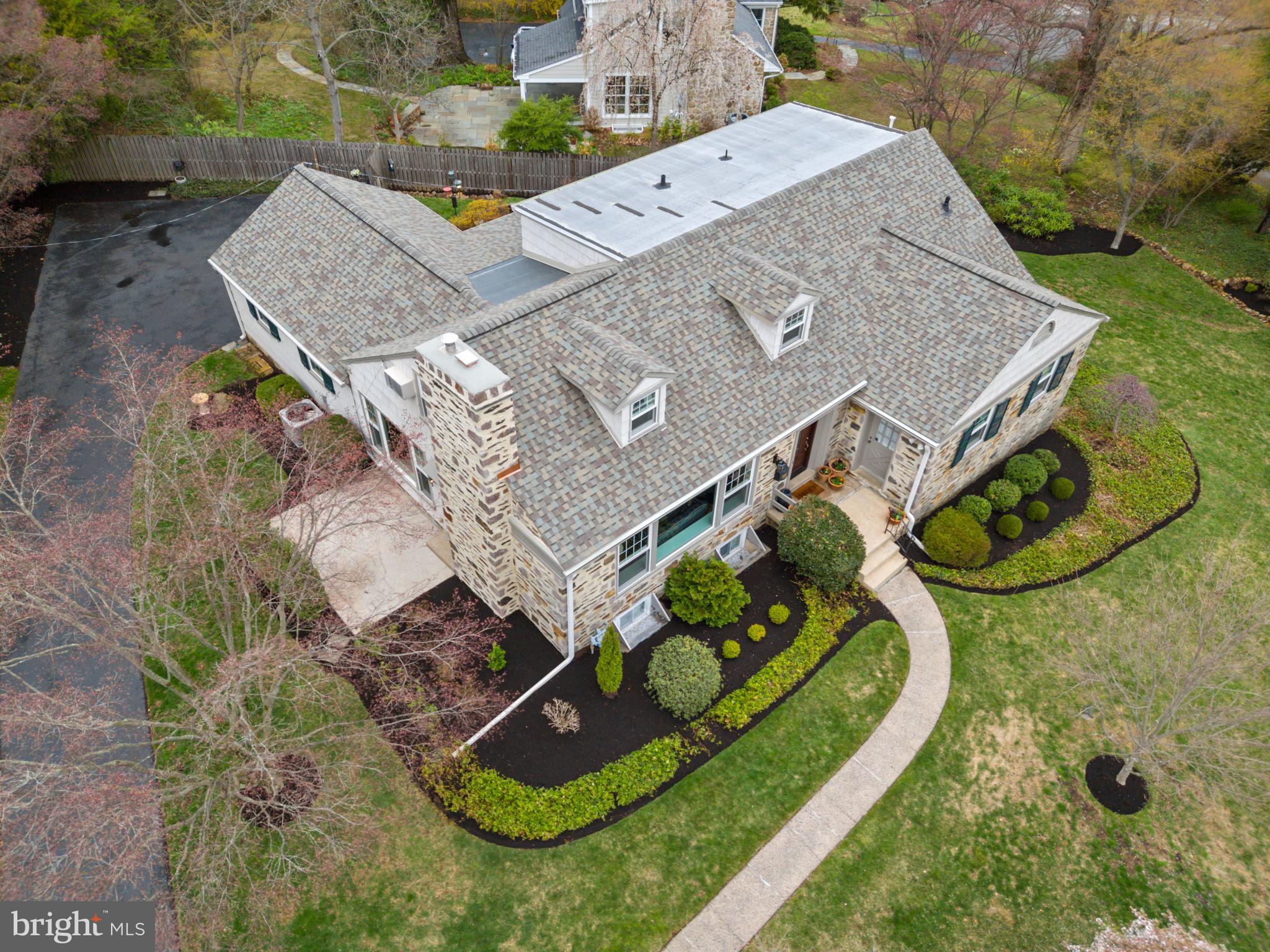 SOUTH WAYNE - Residential