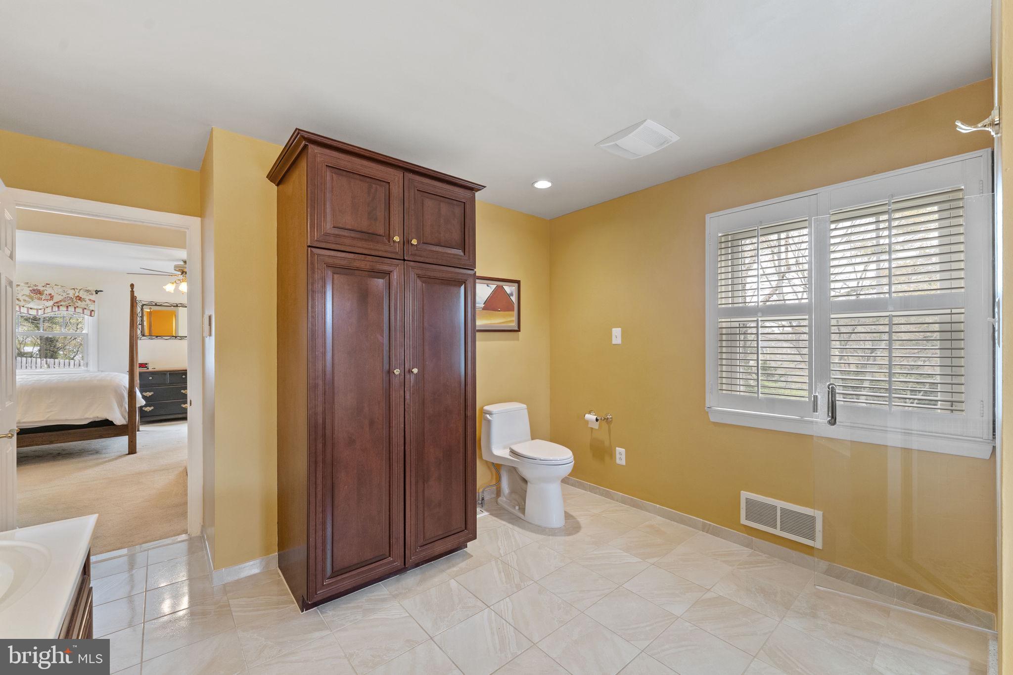 SOUTH WAYNE - Residential