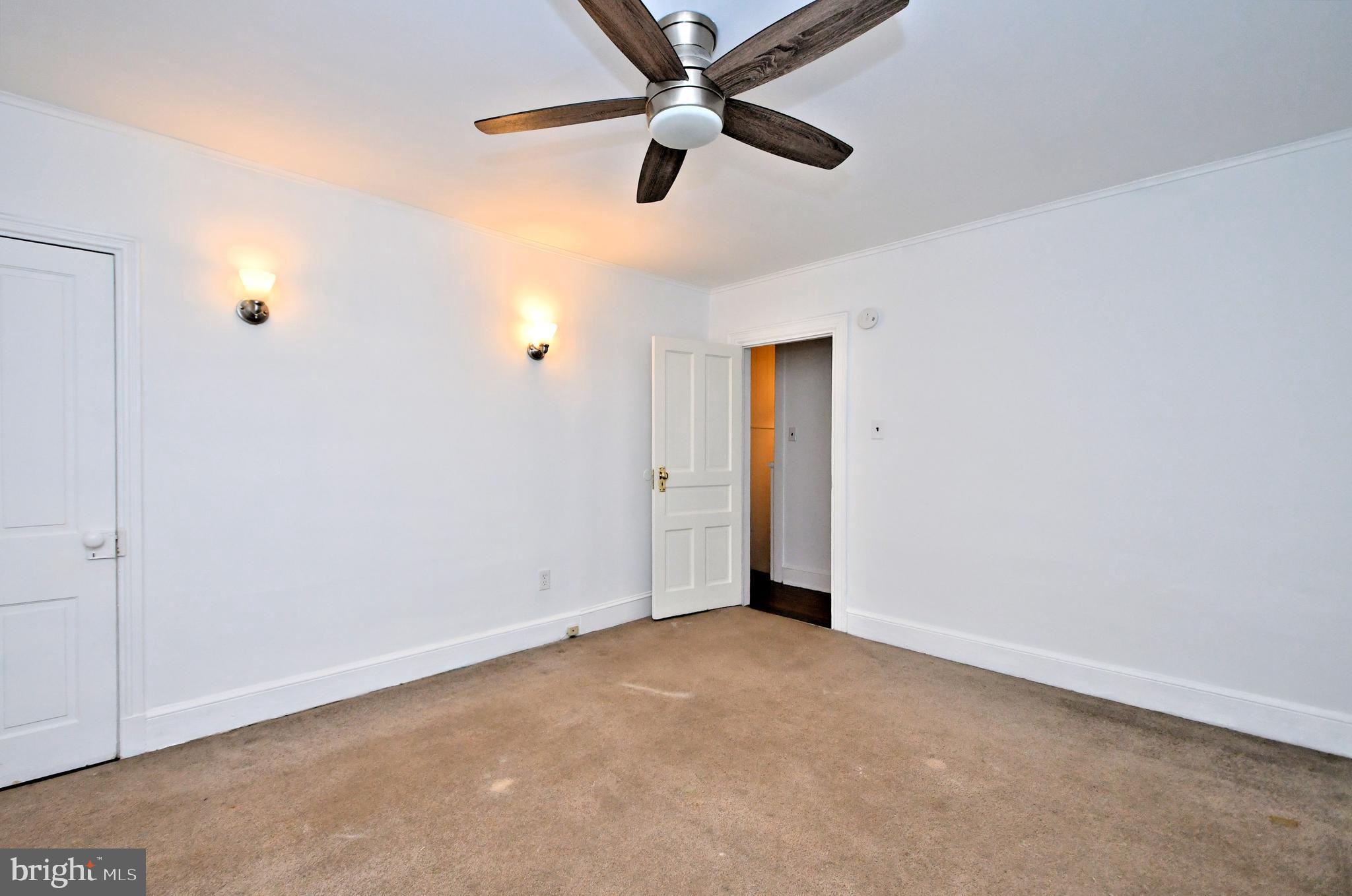 ELKINS PARK - Residential