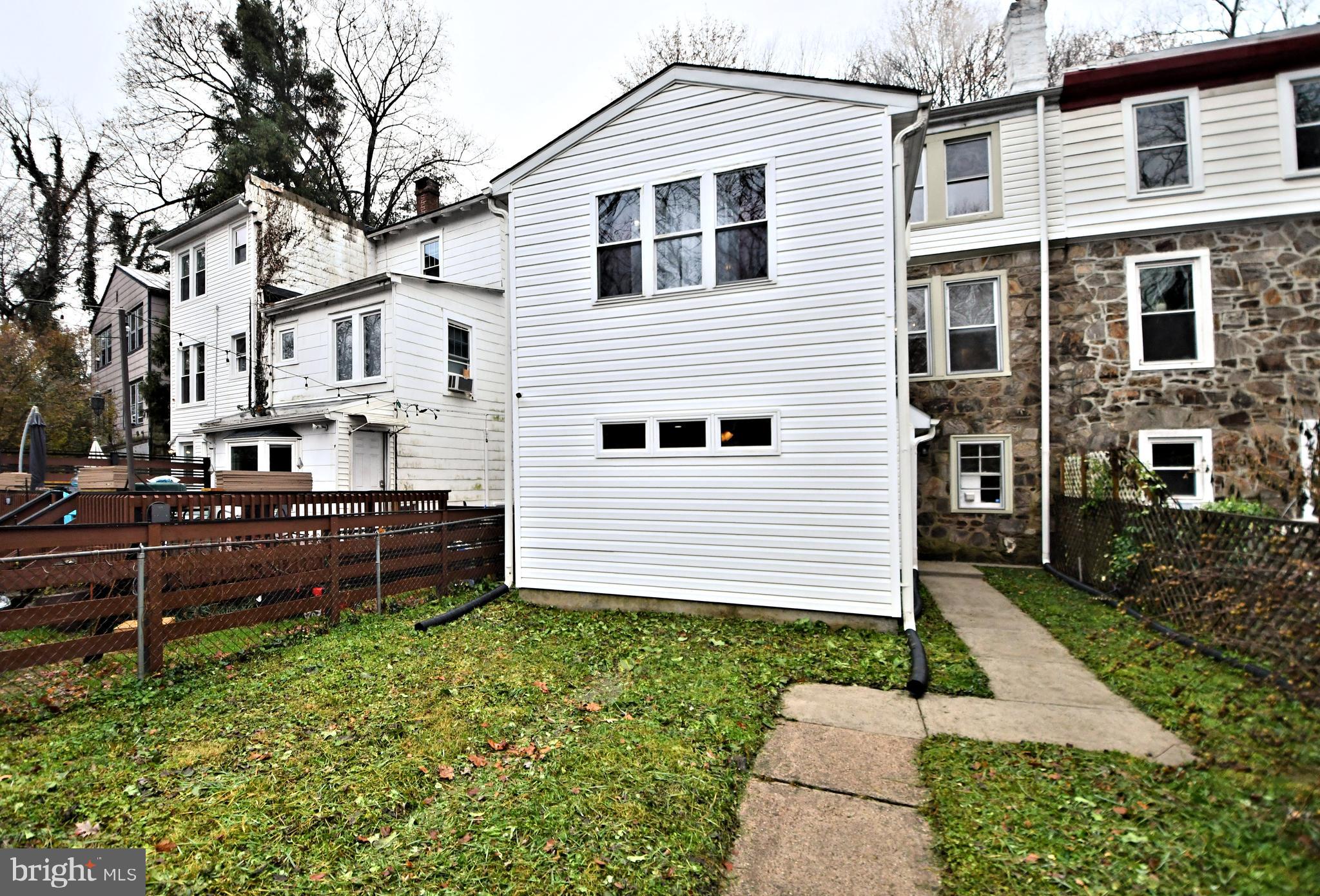ELKINS PARK - Residential