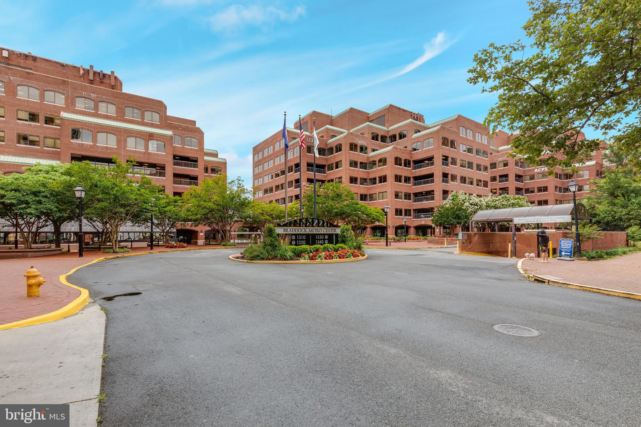 BRADDOCK PLACE - Residential