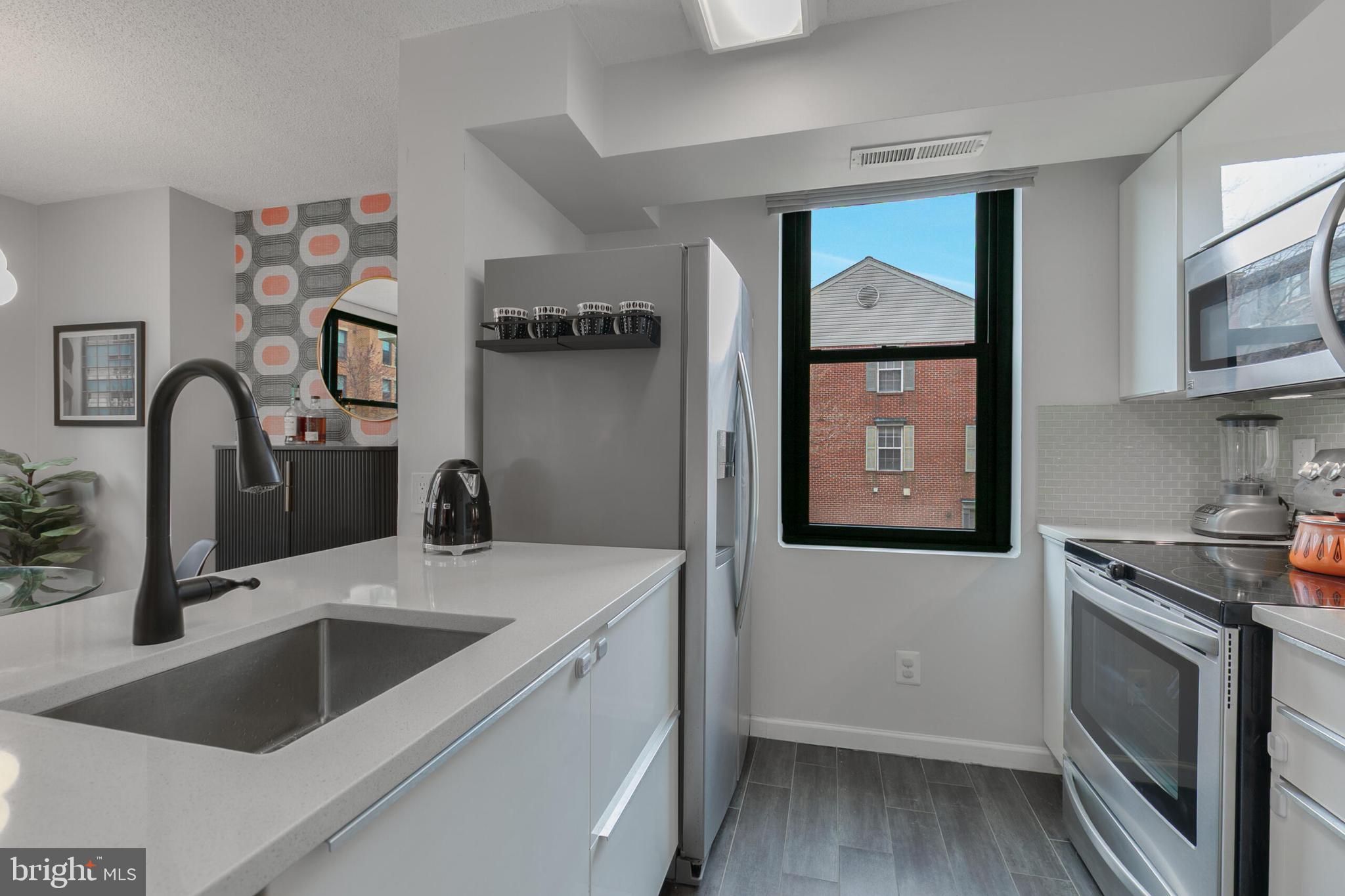 BRADDOCK PLACE - Residential