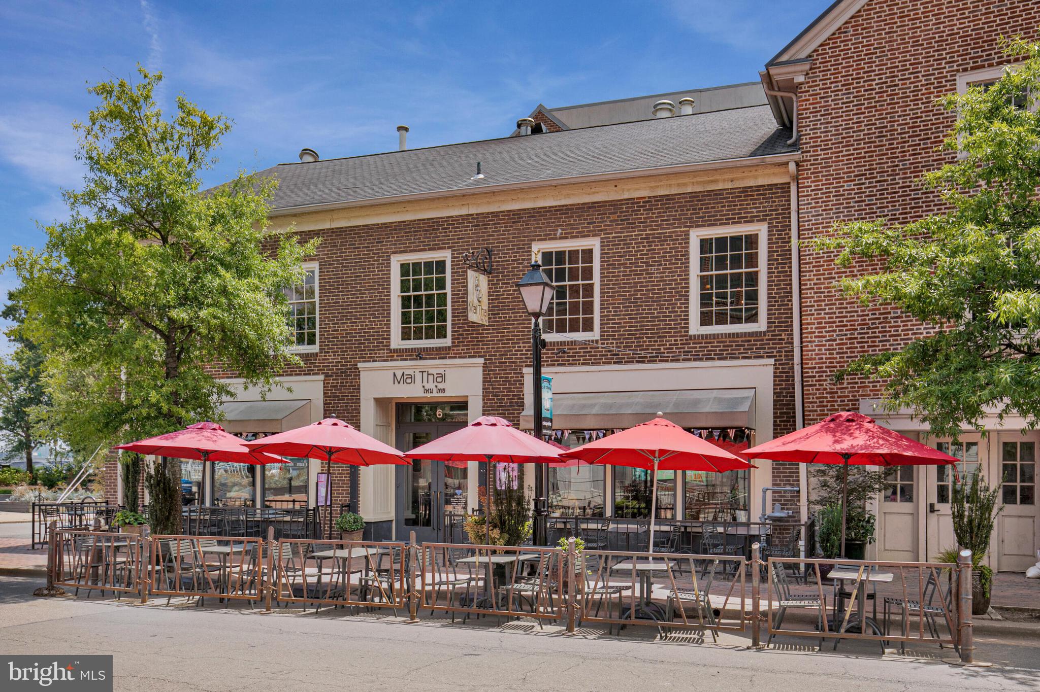 BRADDOCK PLACE - Residential