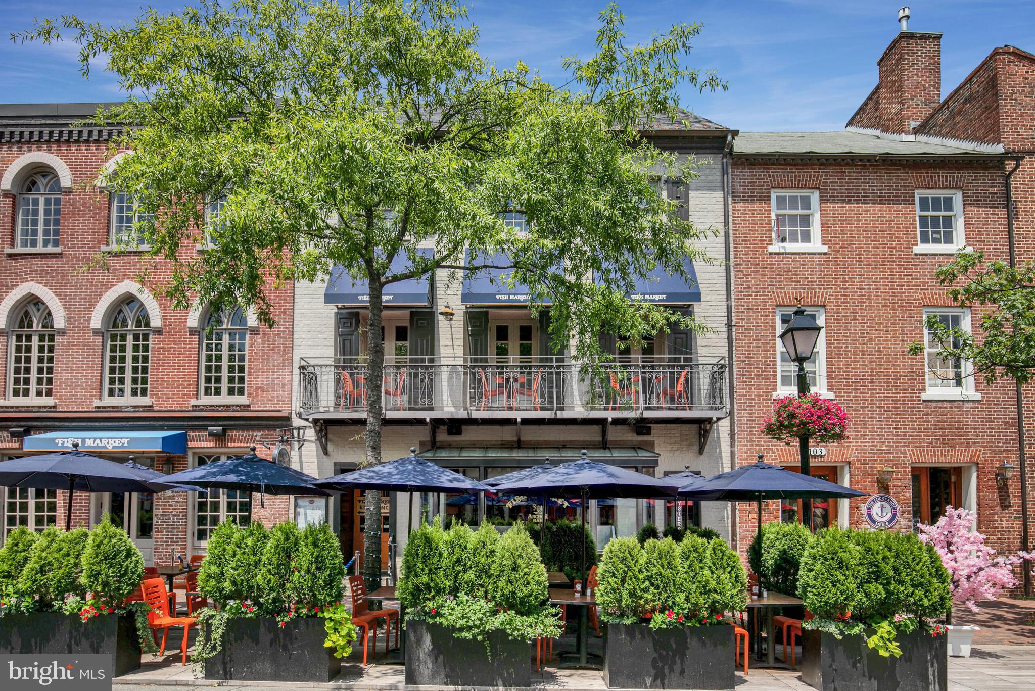 BRADDOCK PLACE - Residential