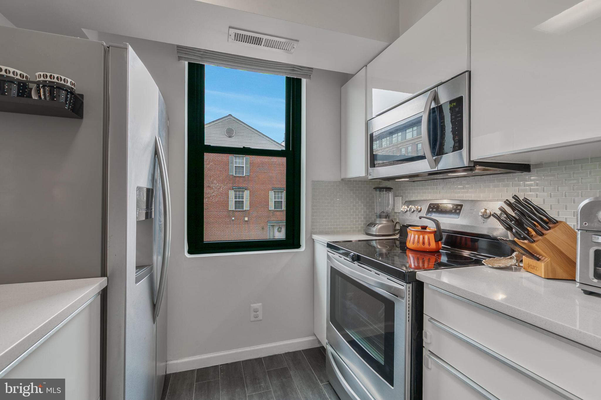 BRADDOCK PLACE - Residential